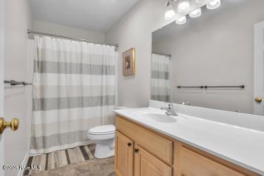 100510345 | Photo 17