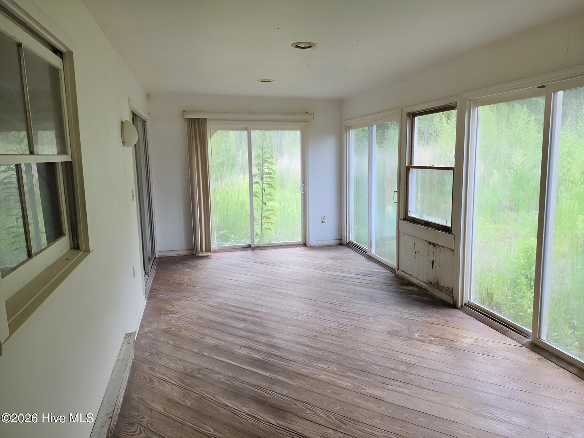 1367 Wintergreen Road,Cove City