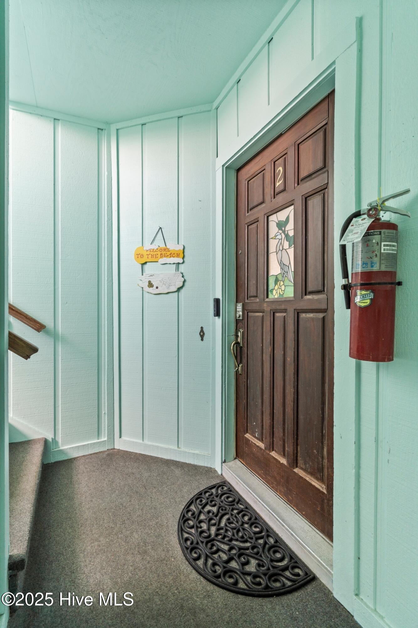 100536388 | Photo 28