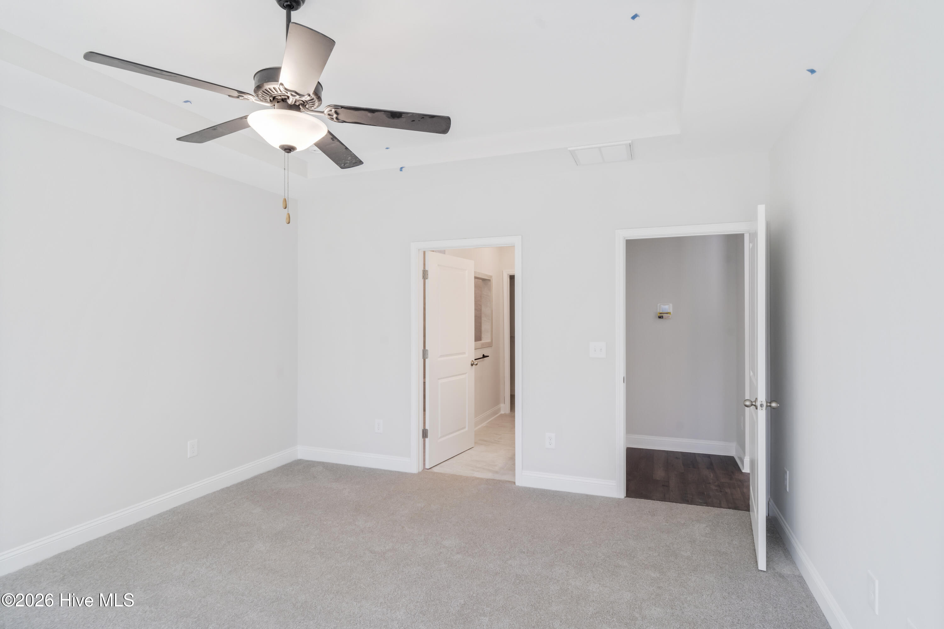 100560345 | Photo 20