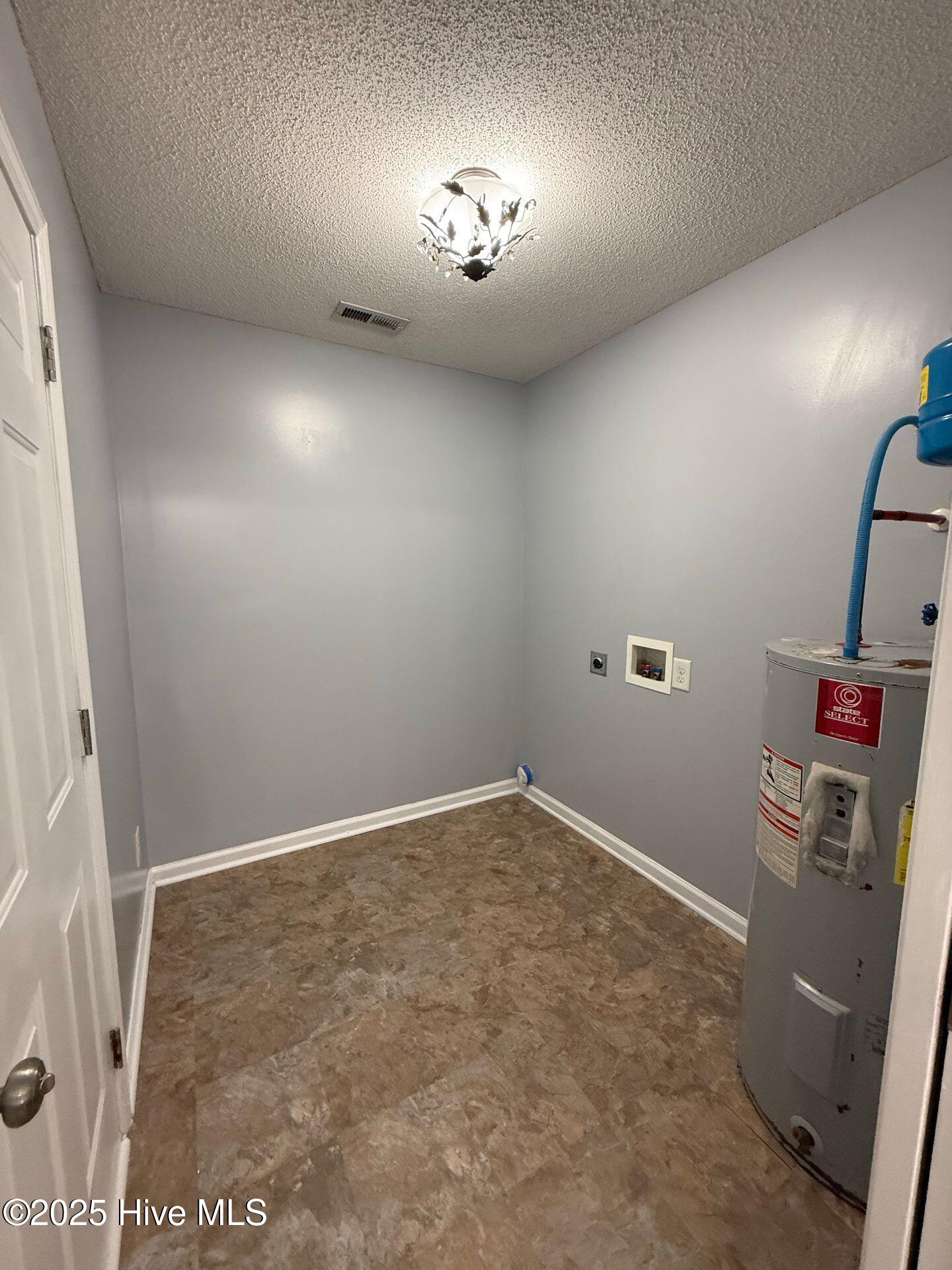 100540978 | Photo 13