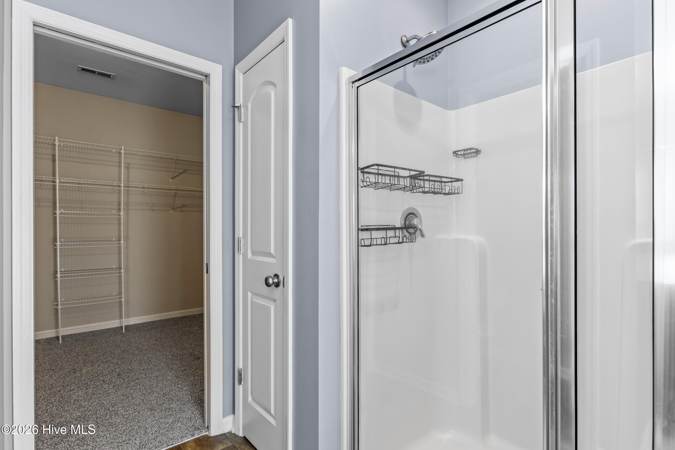 100562604 | Photo 27