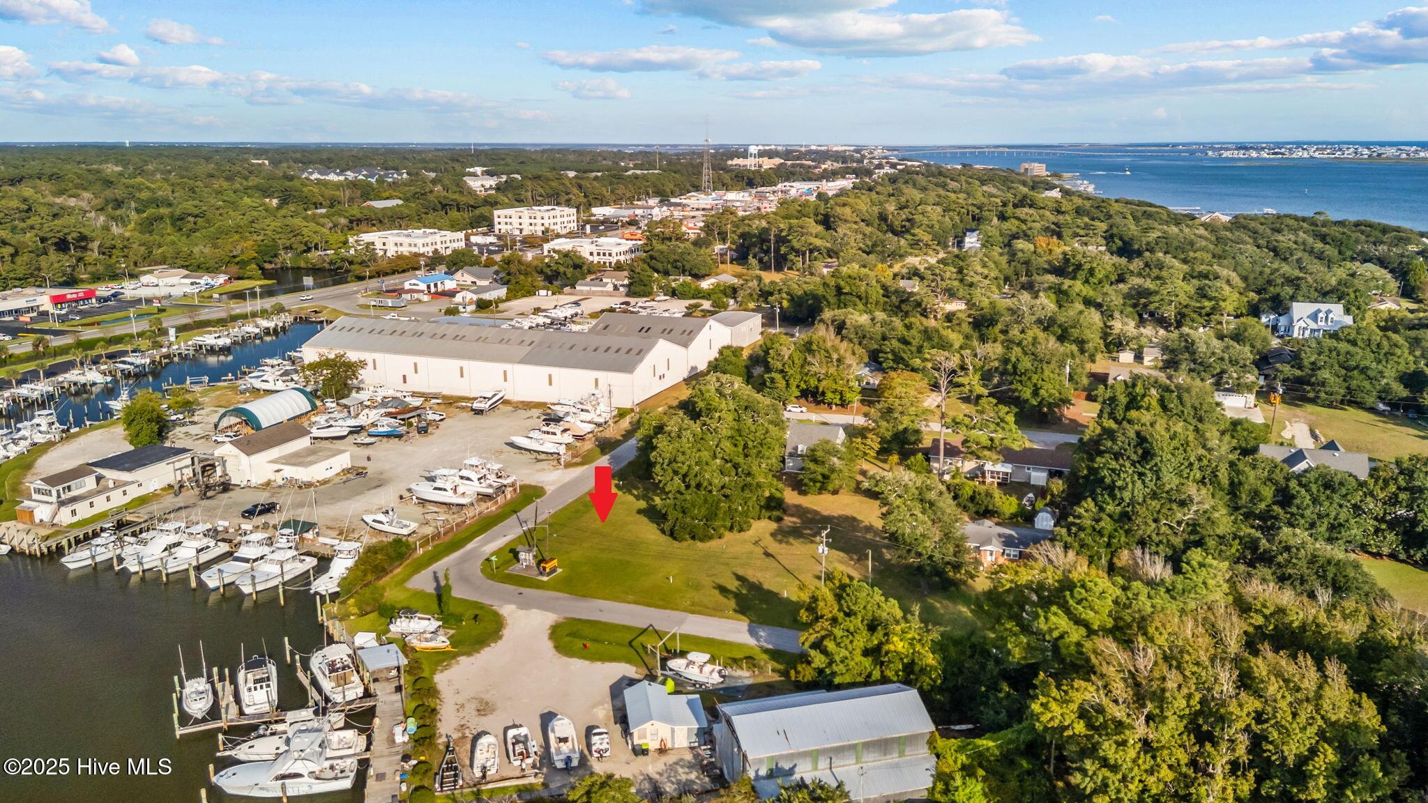 201 1 Pensacola Avenue,Morehead City