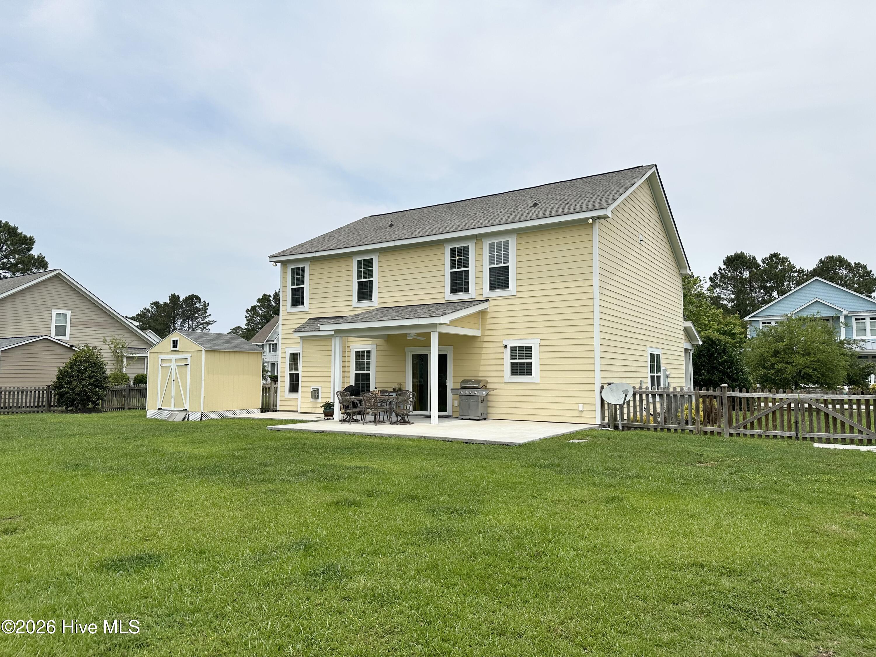 100563138 | Photo 33