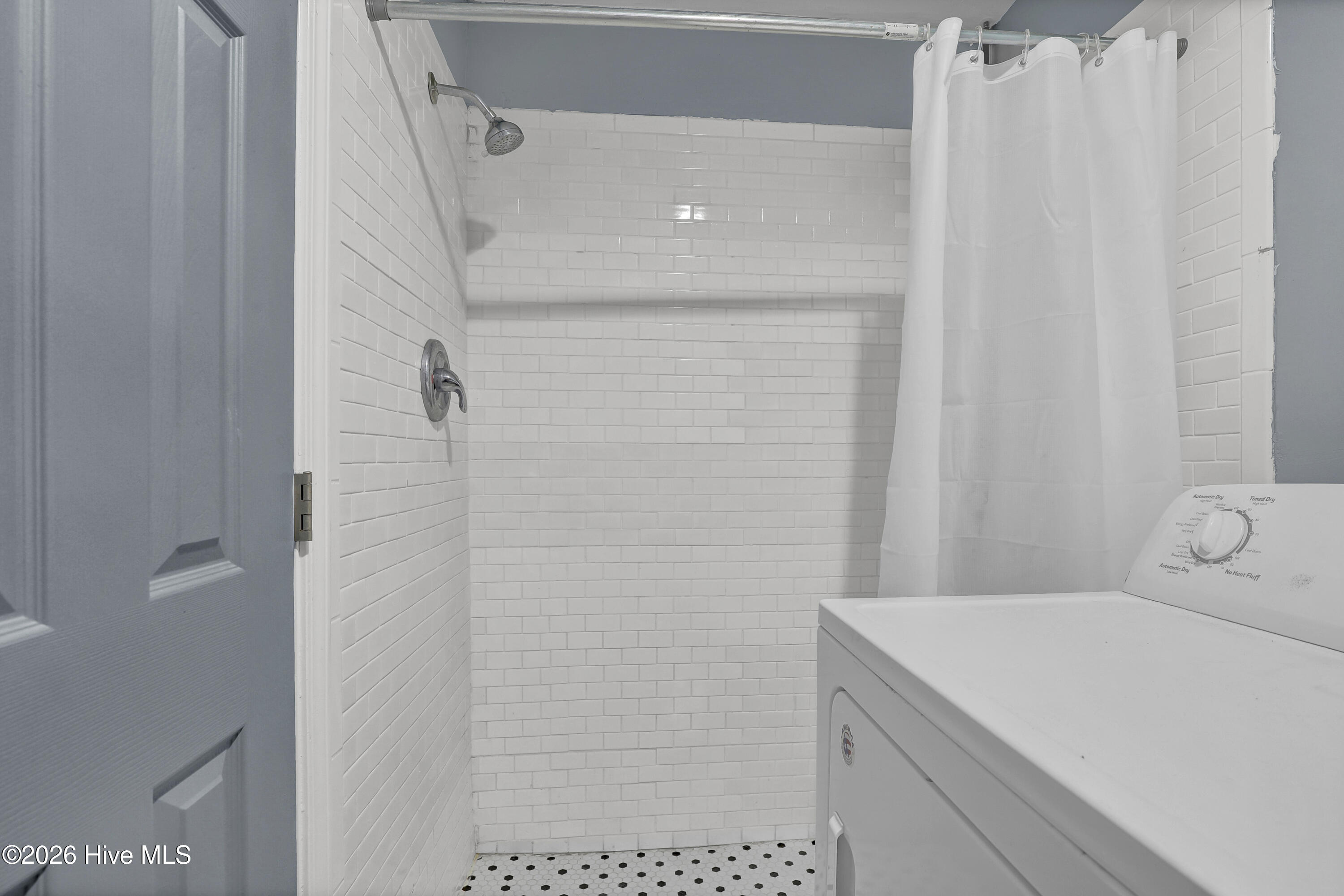 100551394 | Photo 56