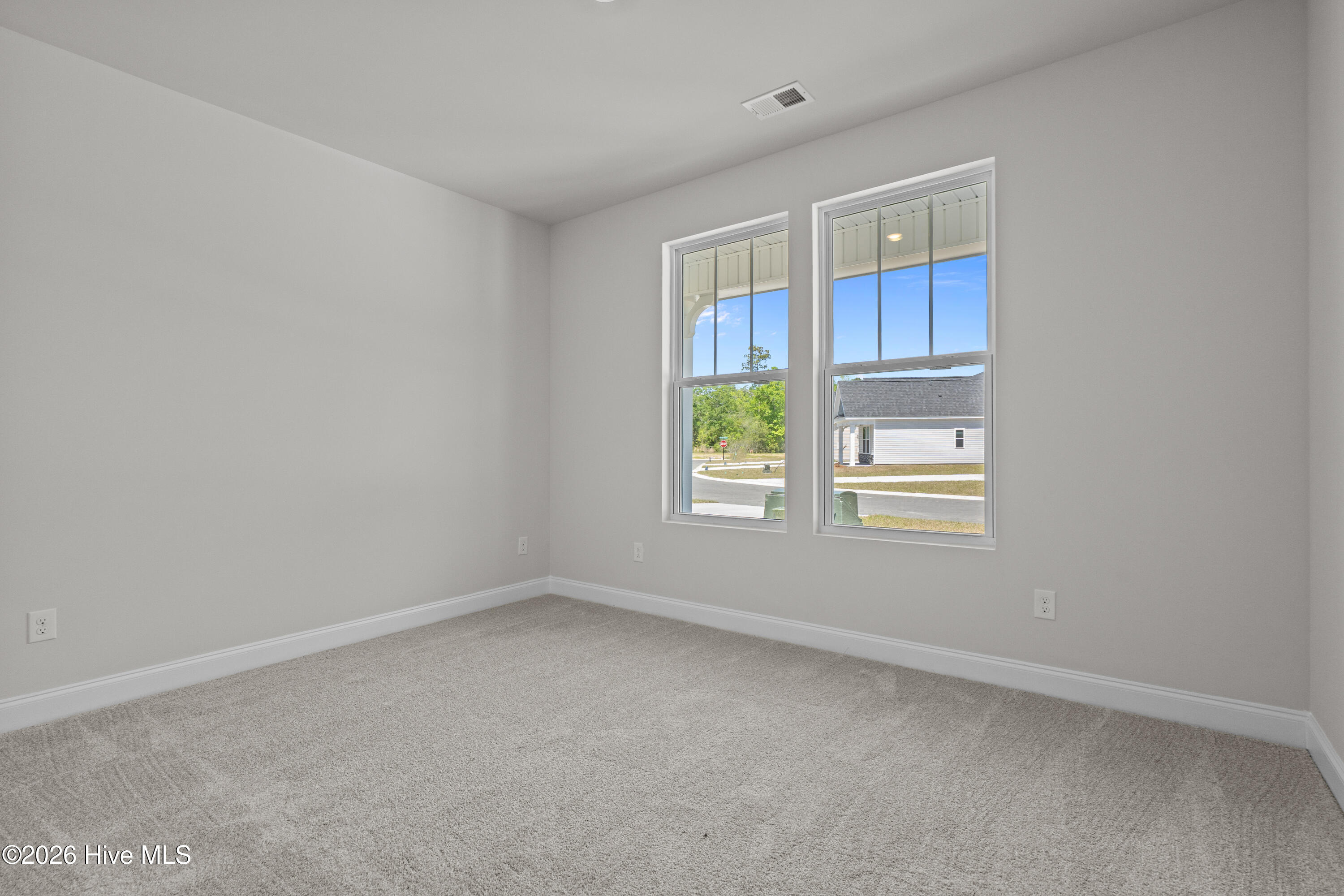 100554754 | Photo 30