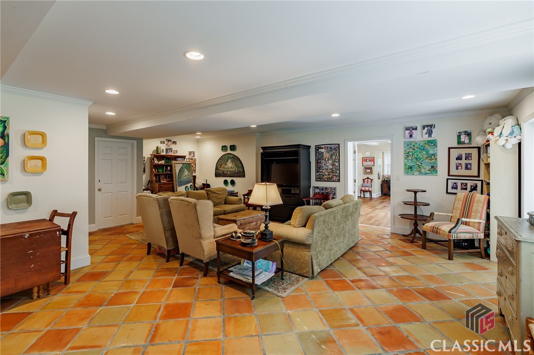 1060 Woodhollow Lane