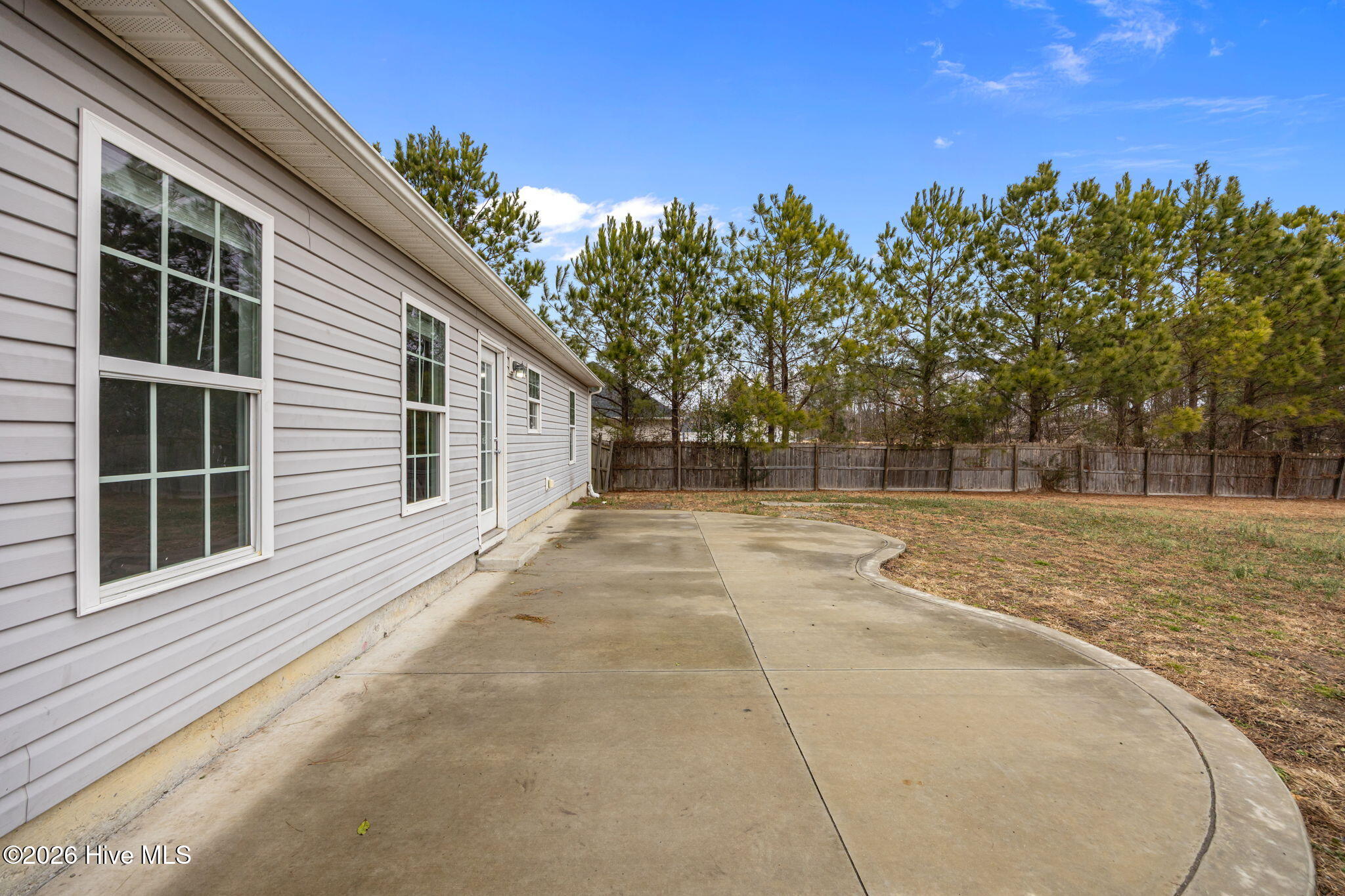 100555278 | Photo 45