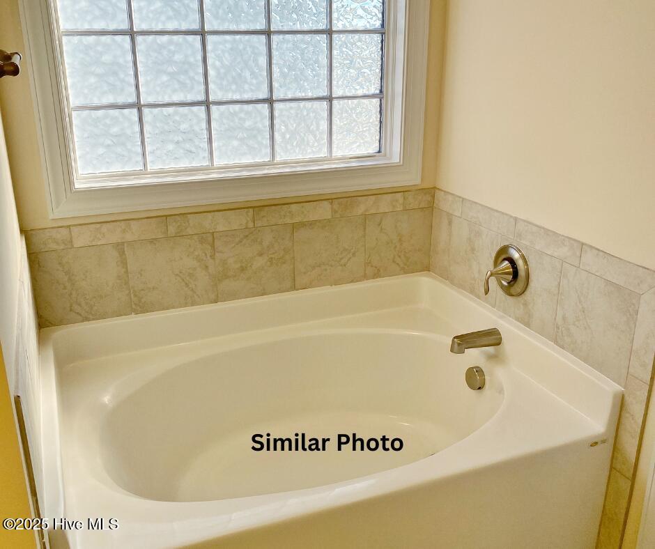 100525578 | Photo 24