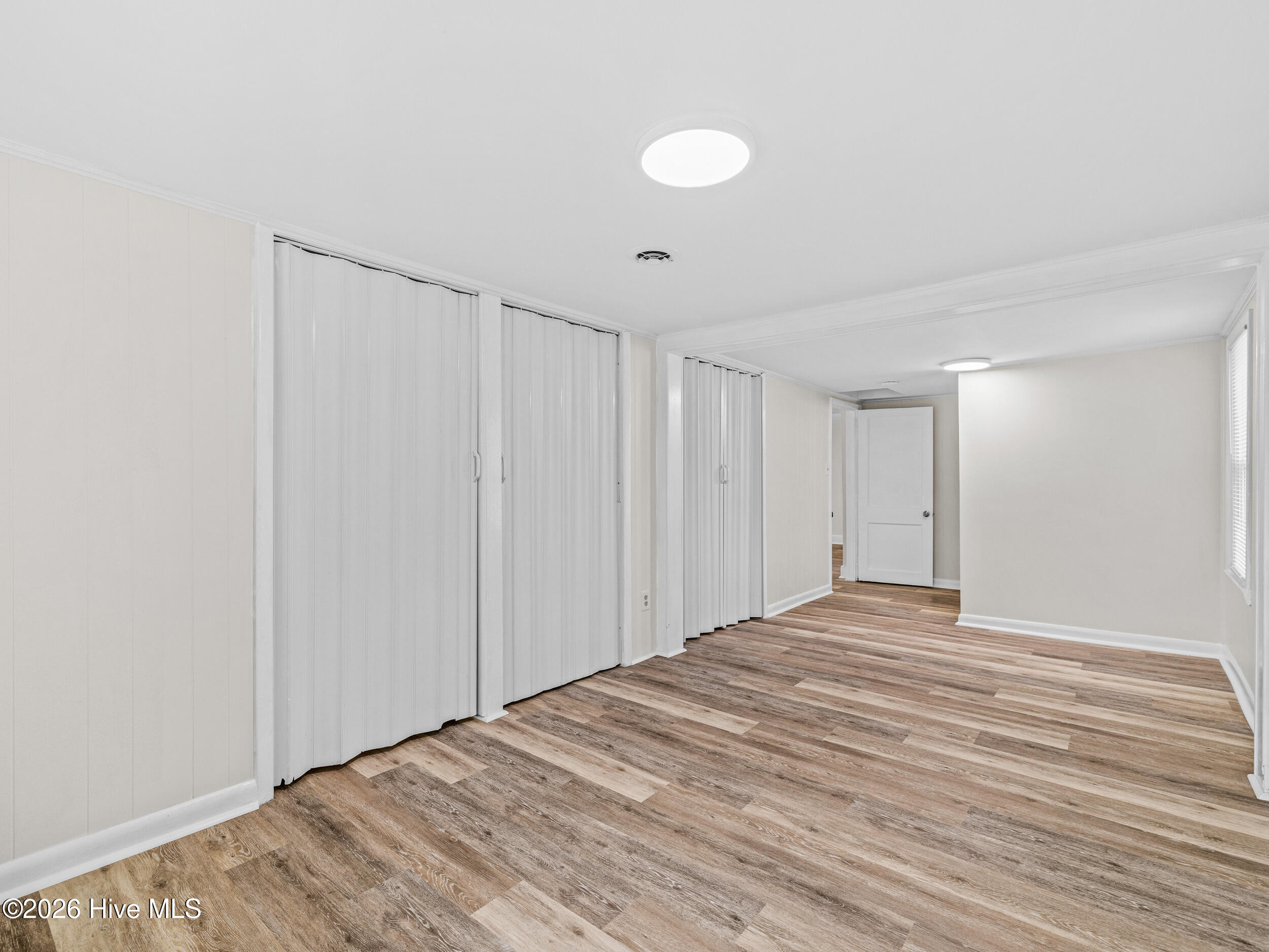 100569612 | Photo 23