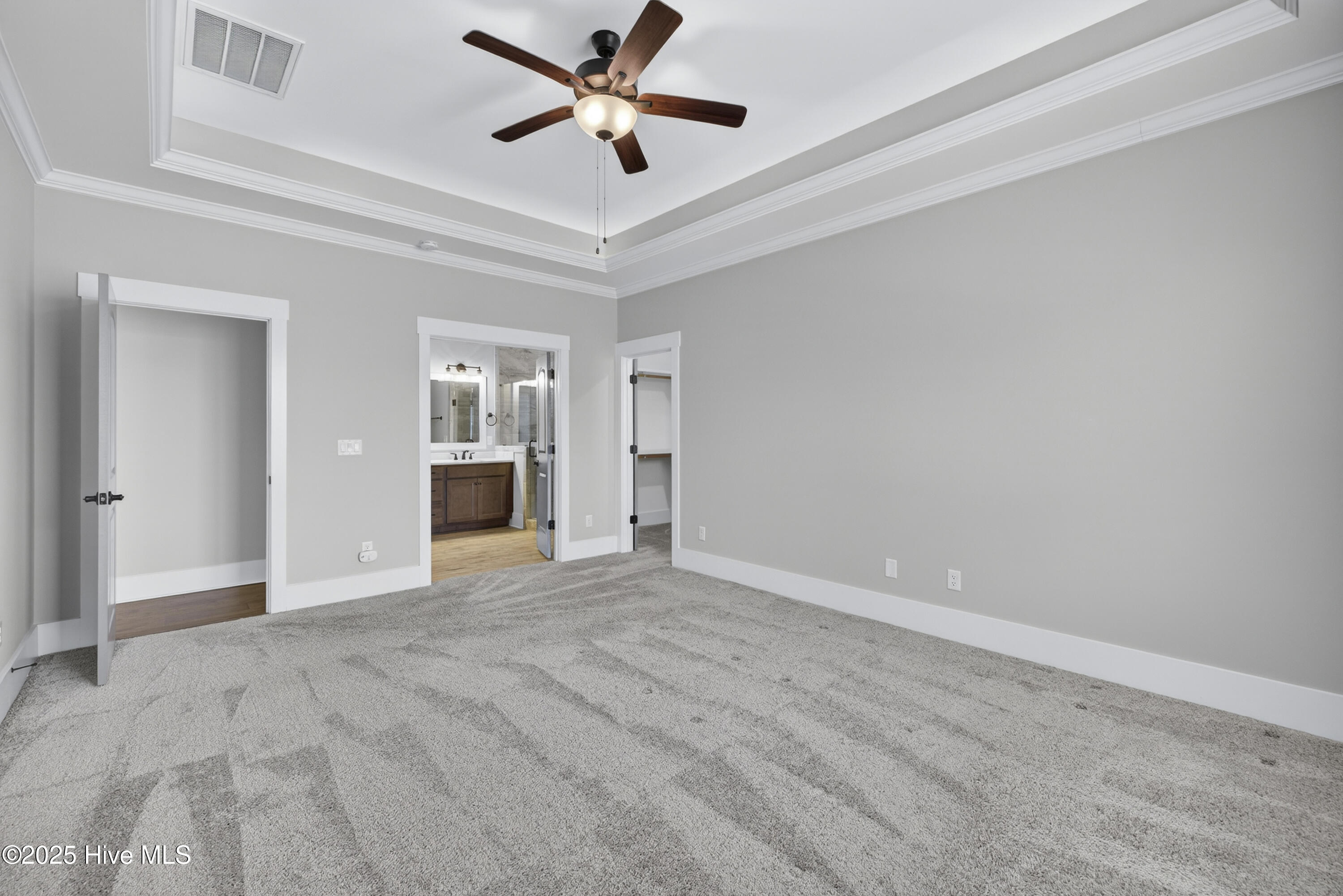 100547164 | Photo 20