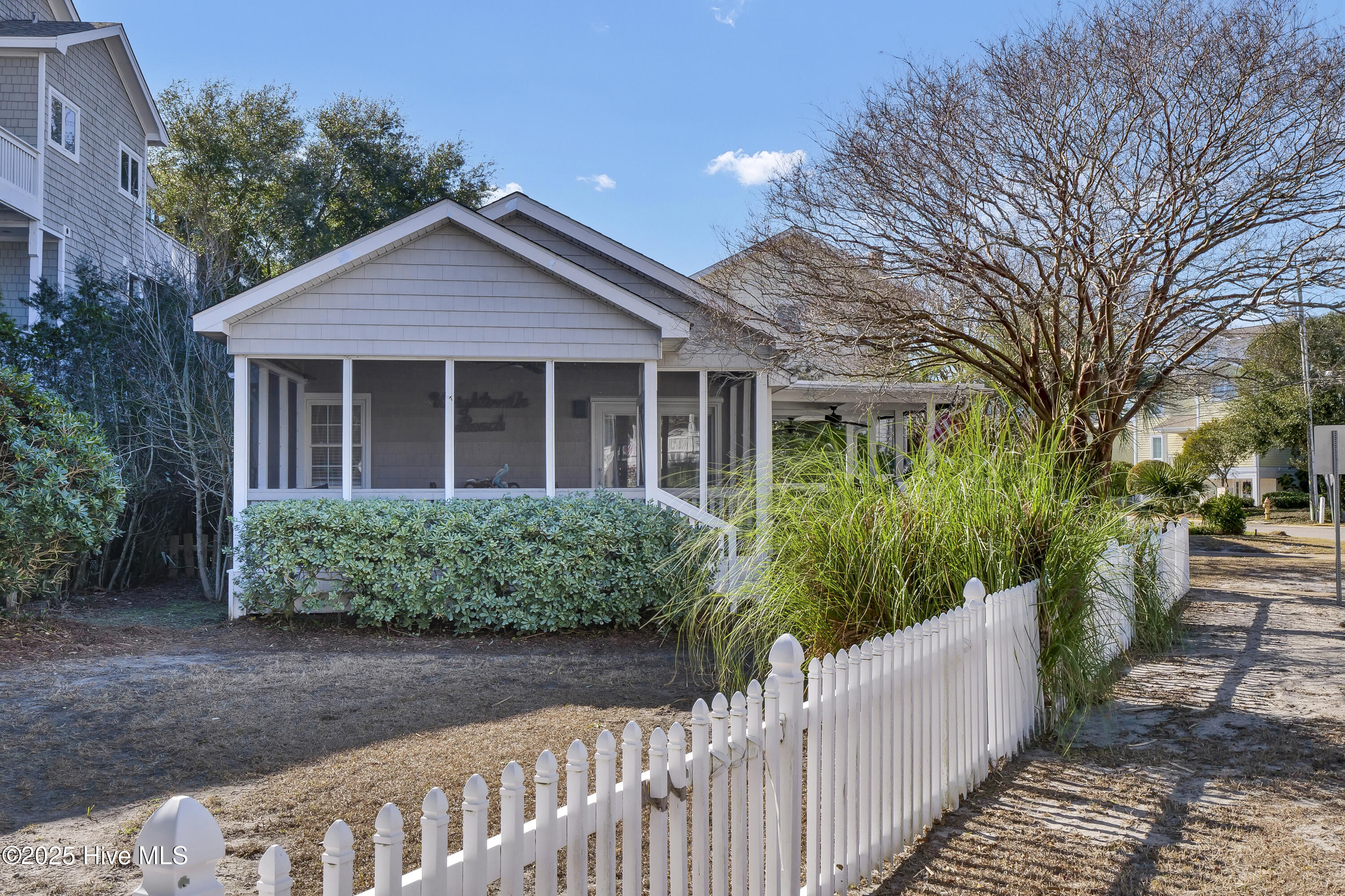 100537490 | Photo 47