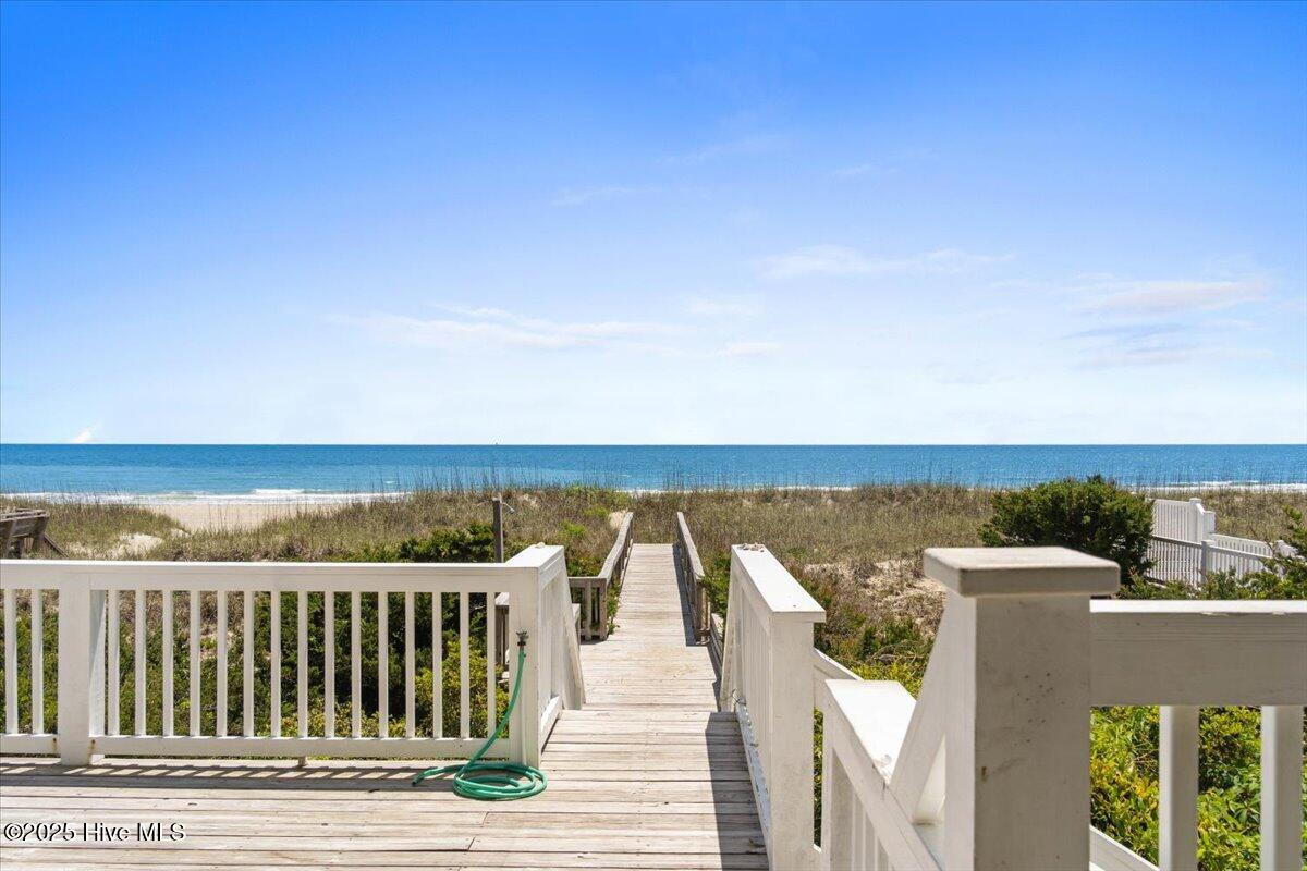 100513648 | Photo 15