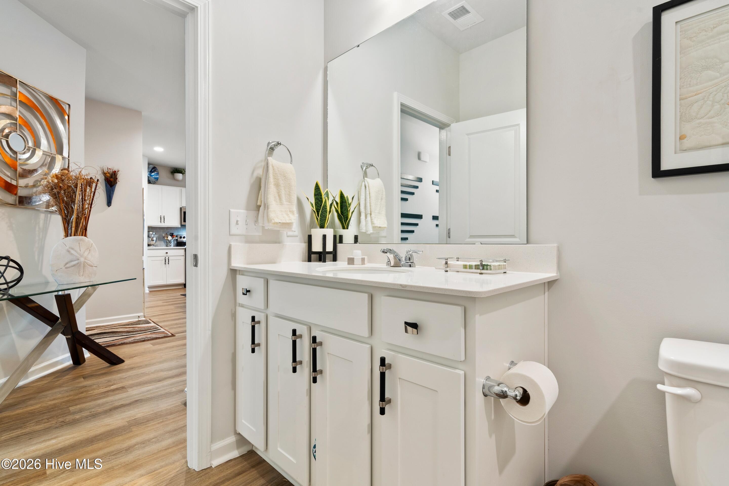 100550634 | Photo 45