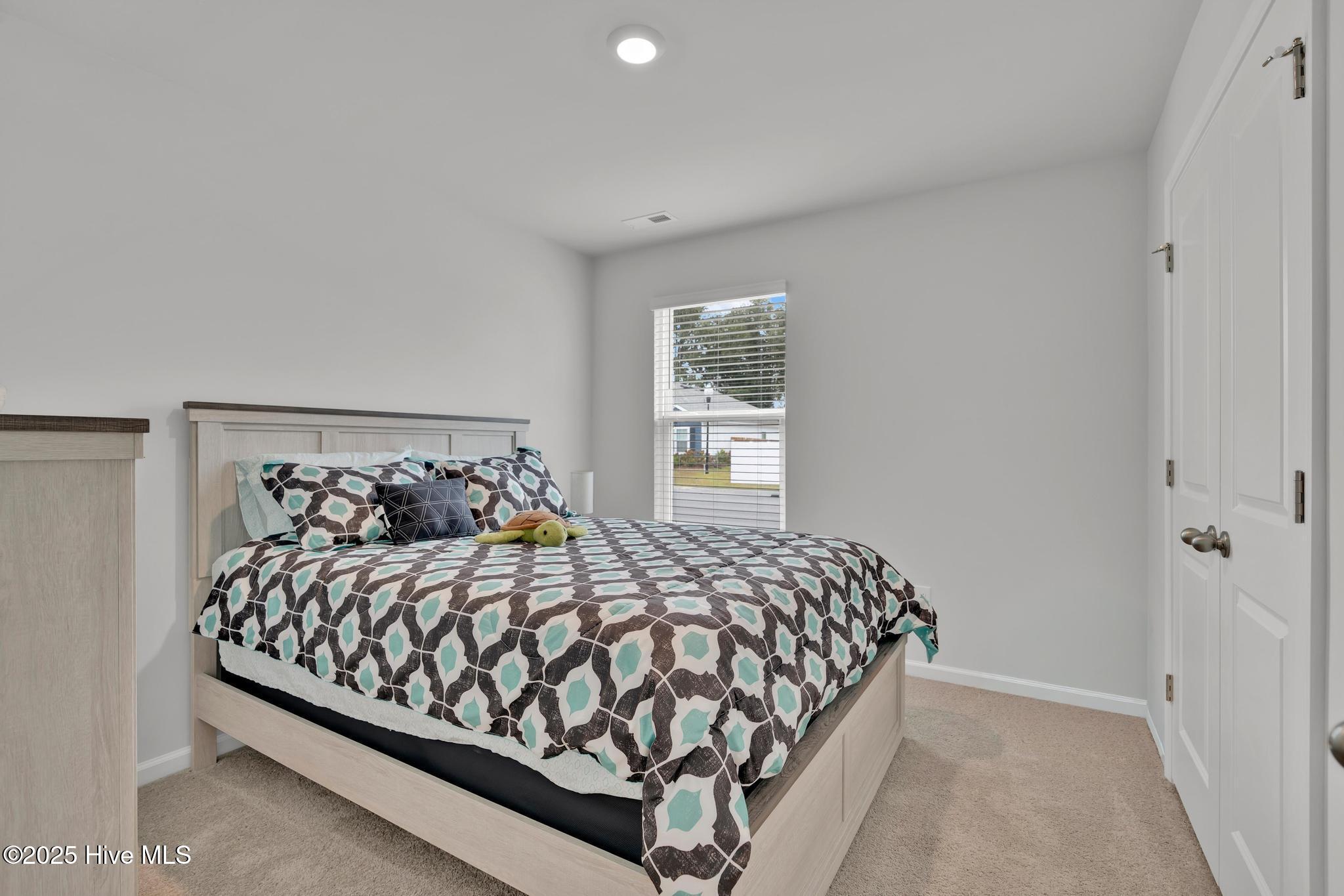 100532272 | Photo 27