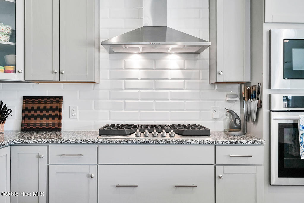 100535905 | Photo 23