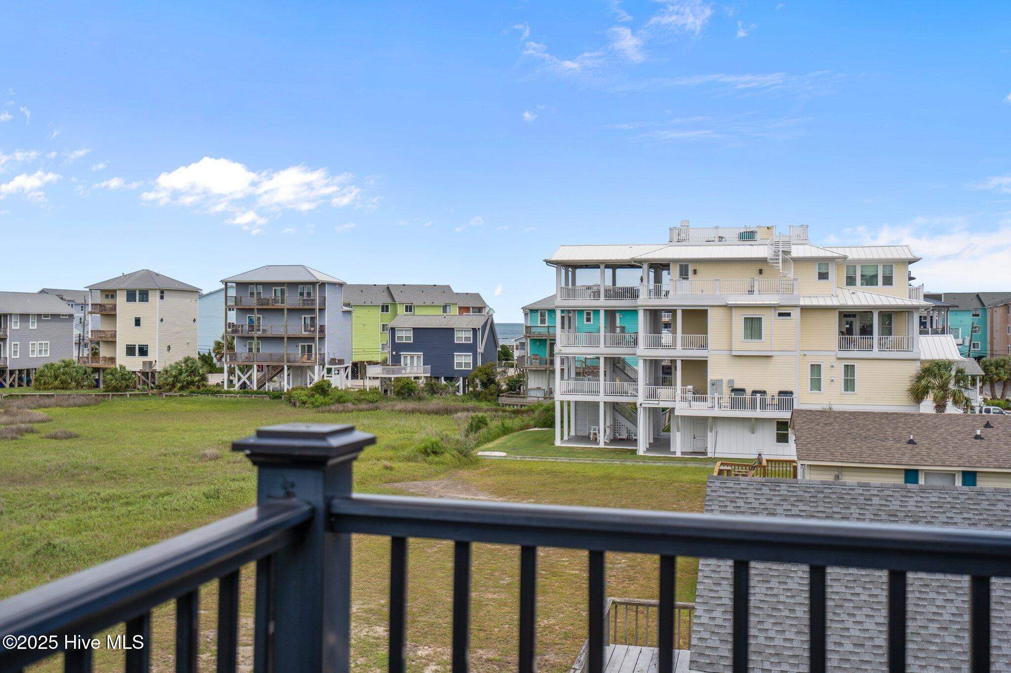 100514029 | Photo 65