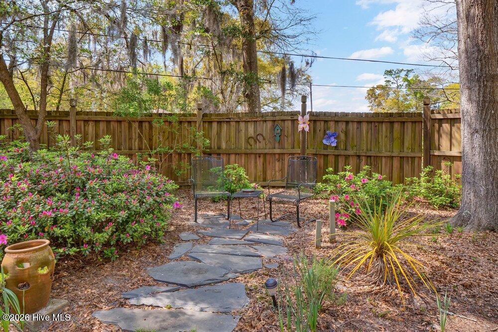 100562468 | Photo 41