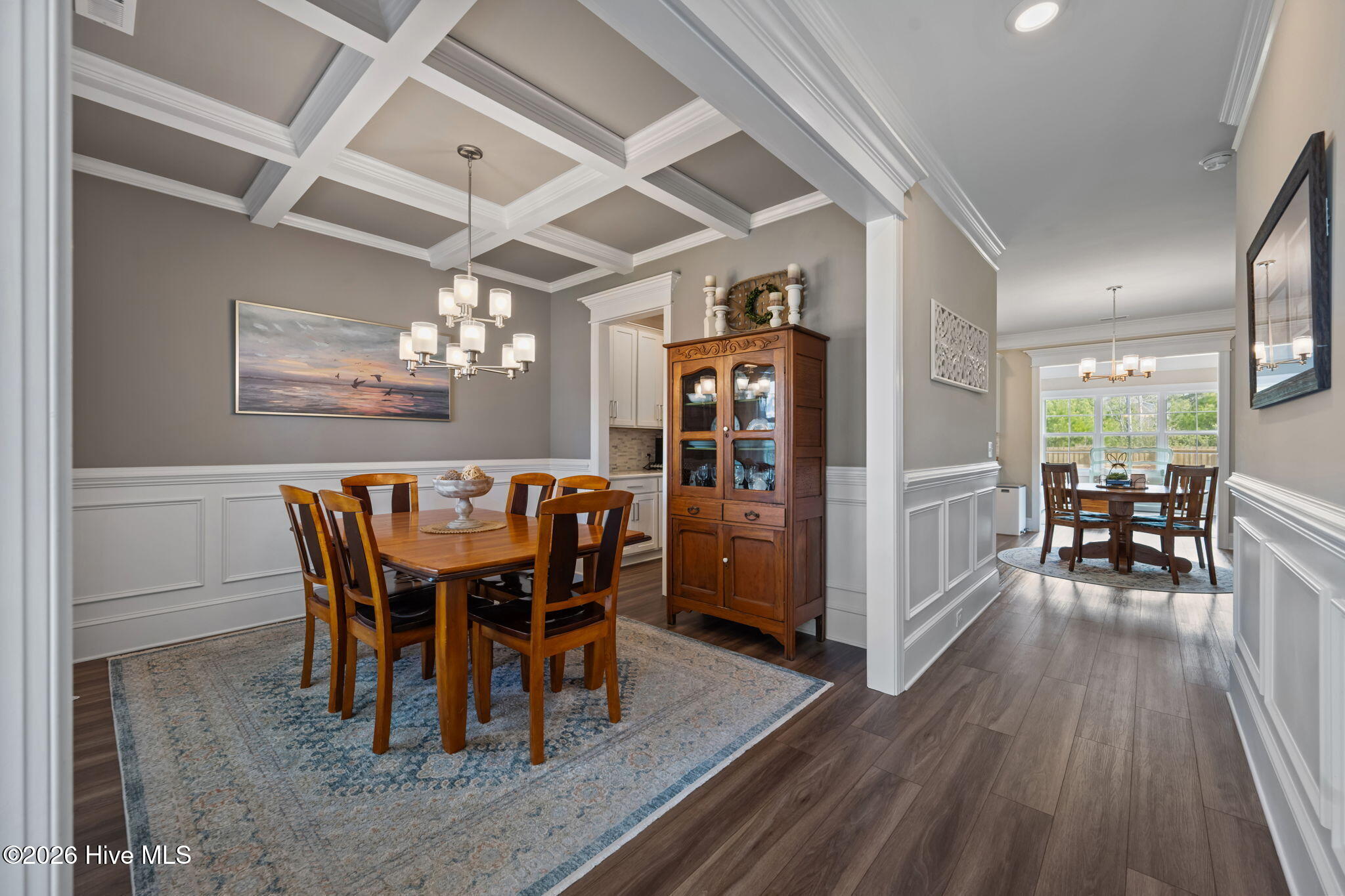 100564361 | Photo 13