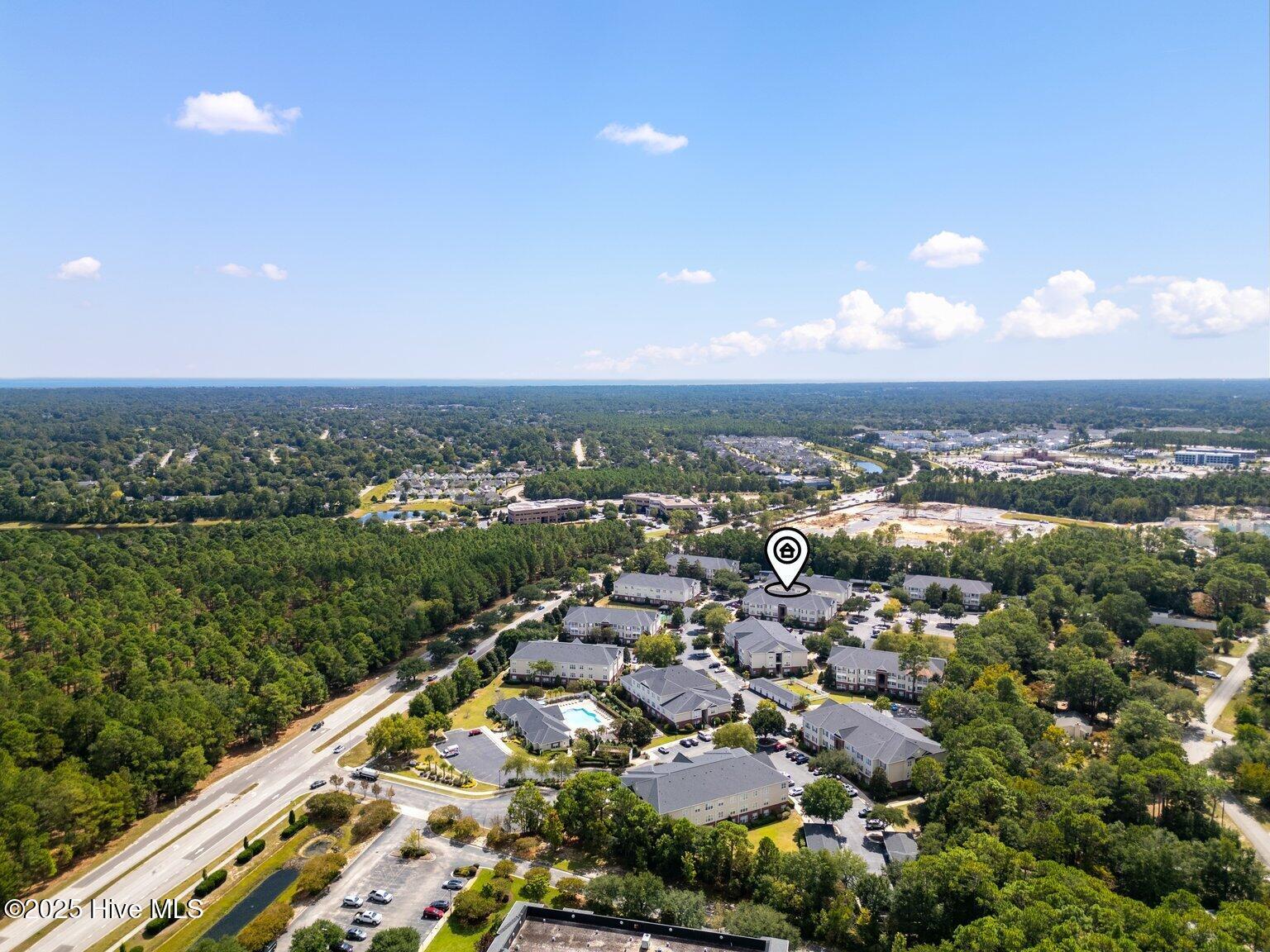 100527168 | Photo 26