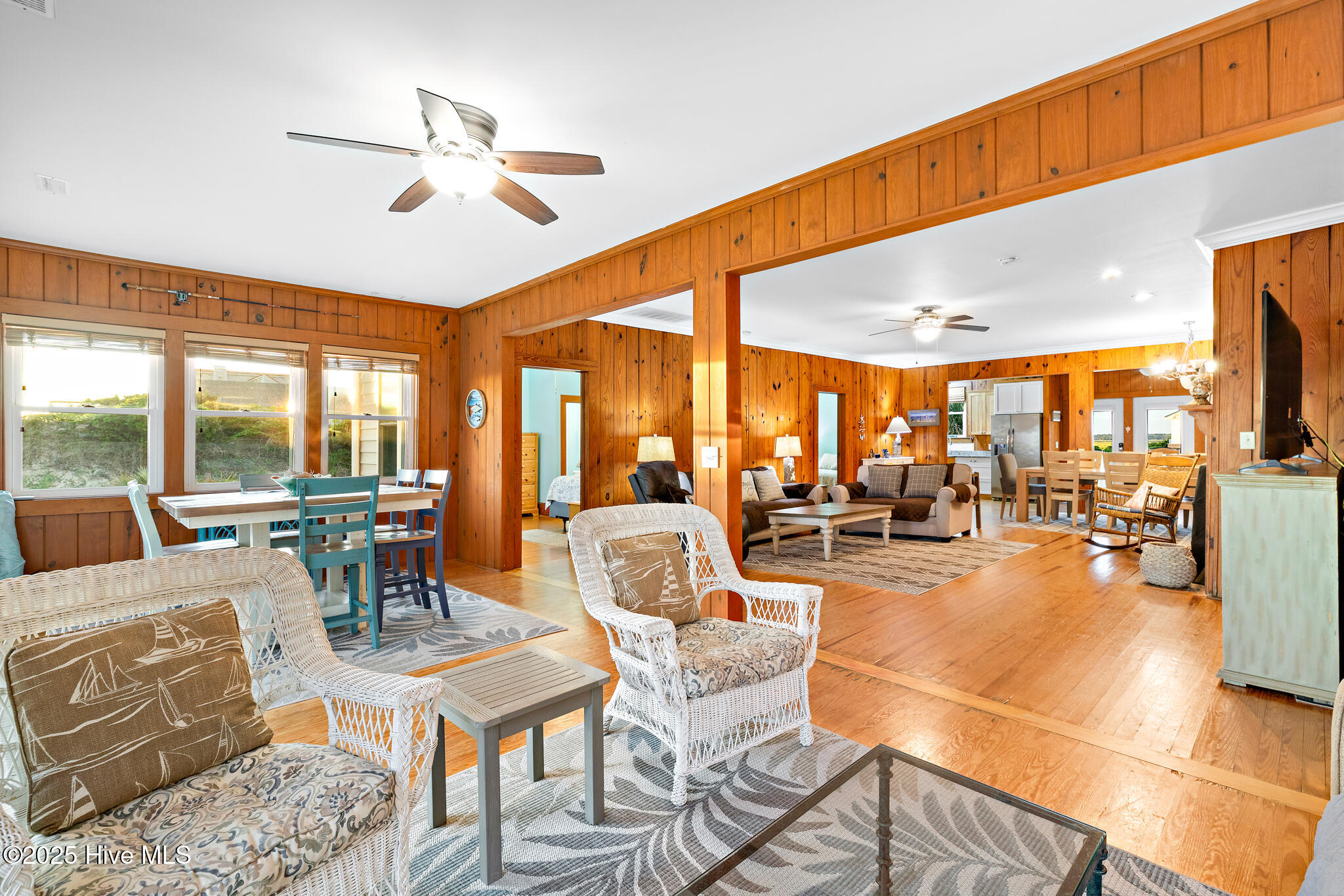 100531510 | Photo 22