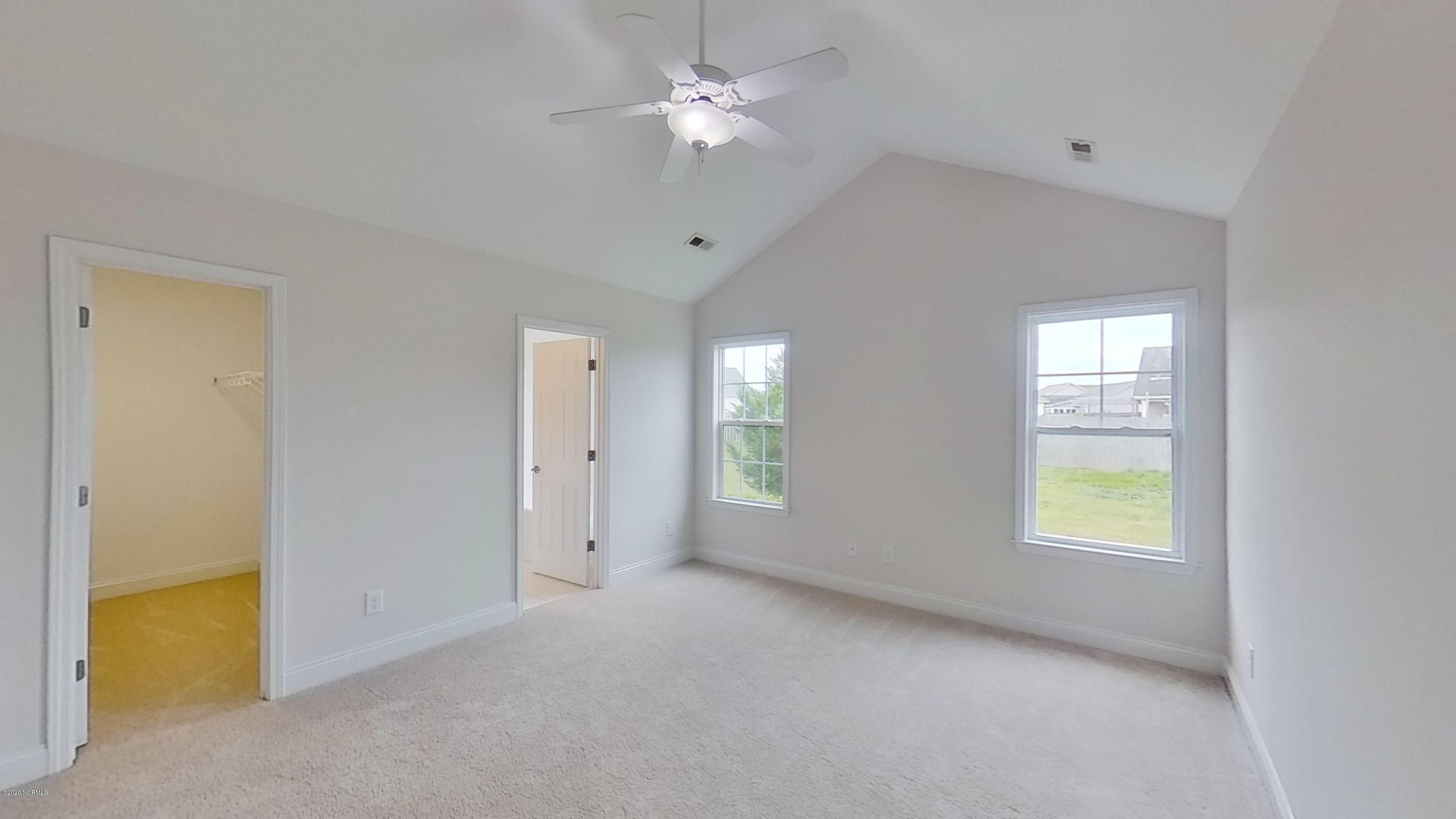 100550444 | Photo 11