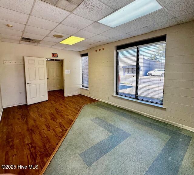 100533527 | Photo 44