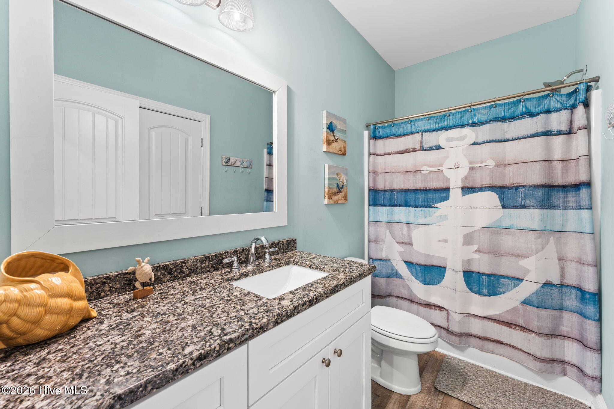 100552466 | Photo 15