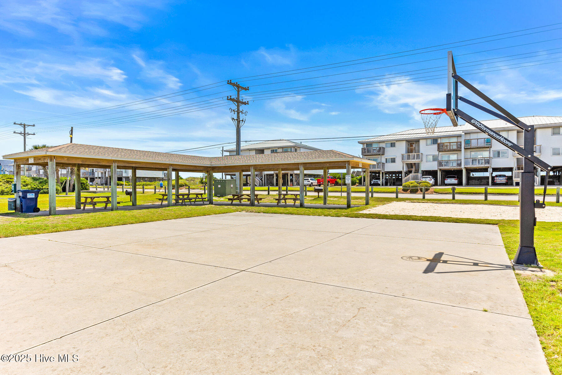 100518577 | Photo 65