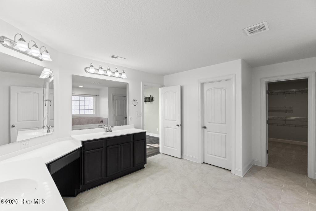 100552521 | Photo 20