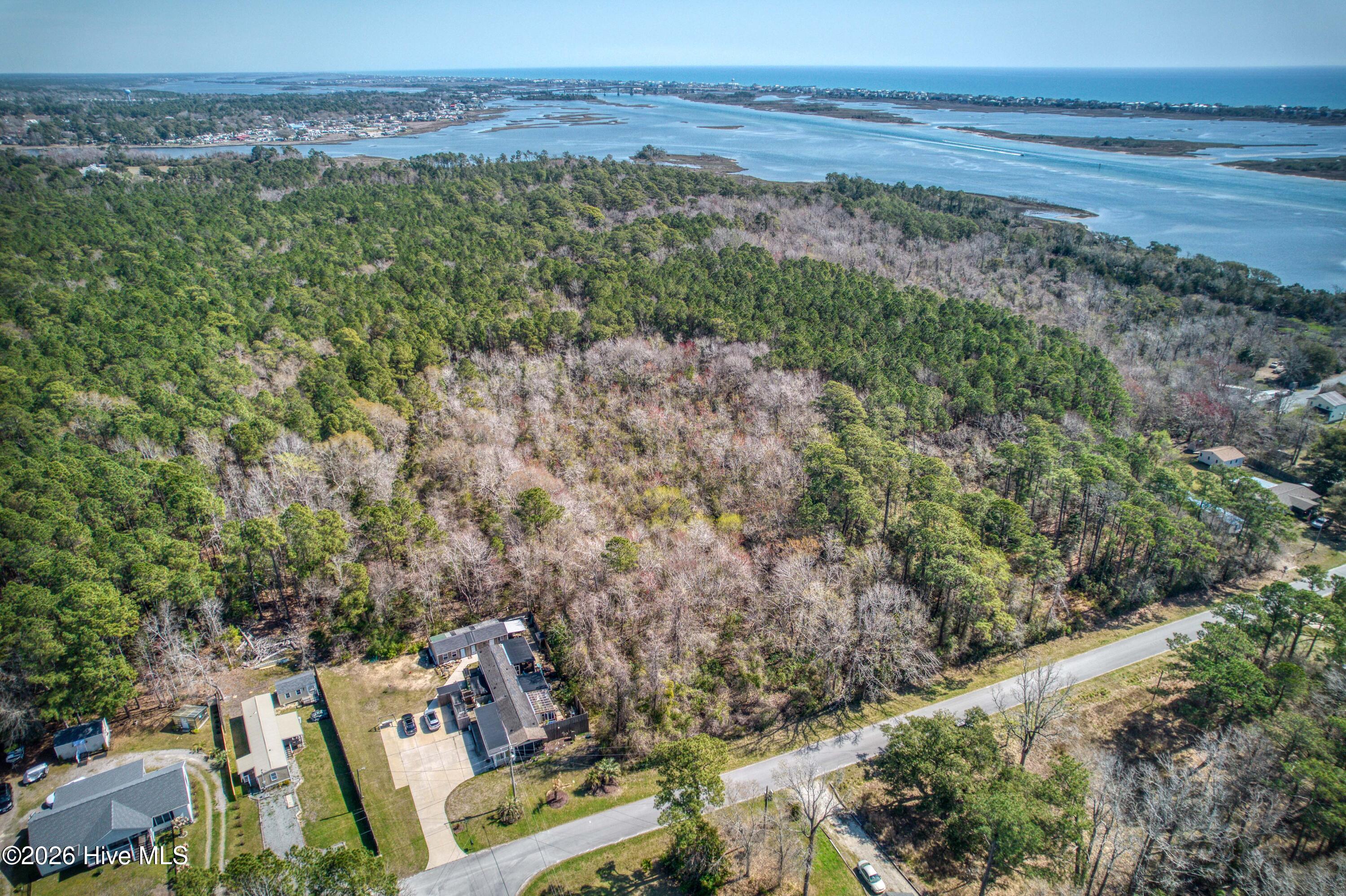 100560771 | Photo 12