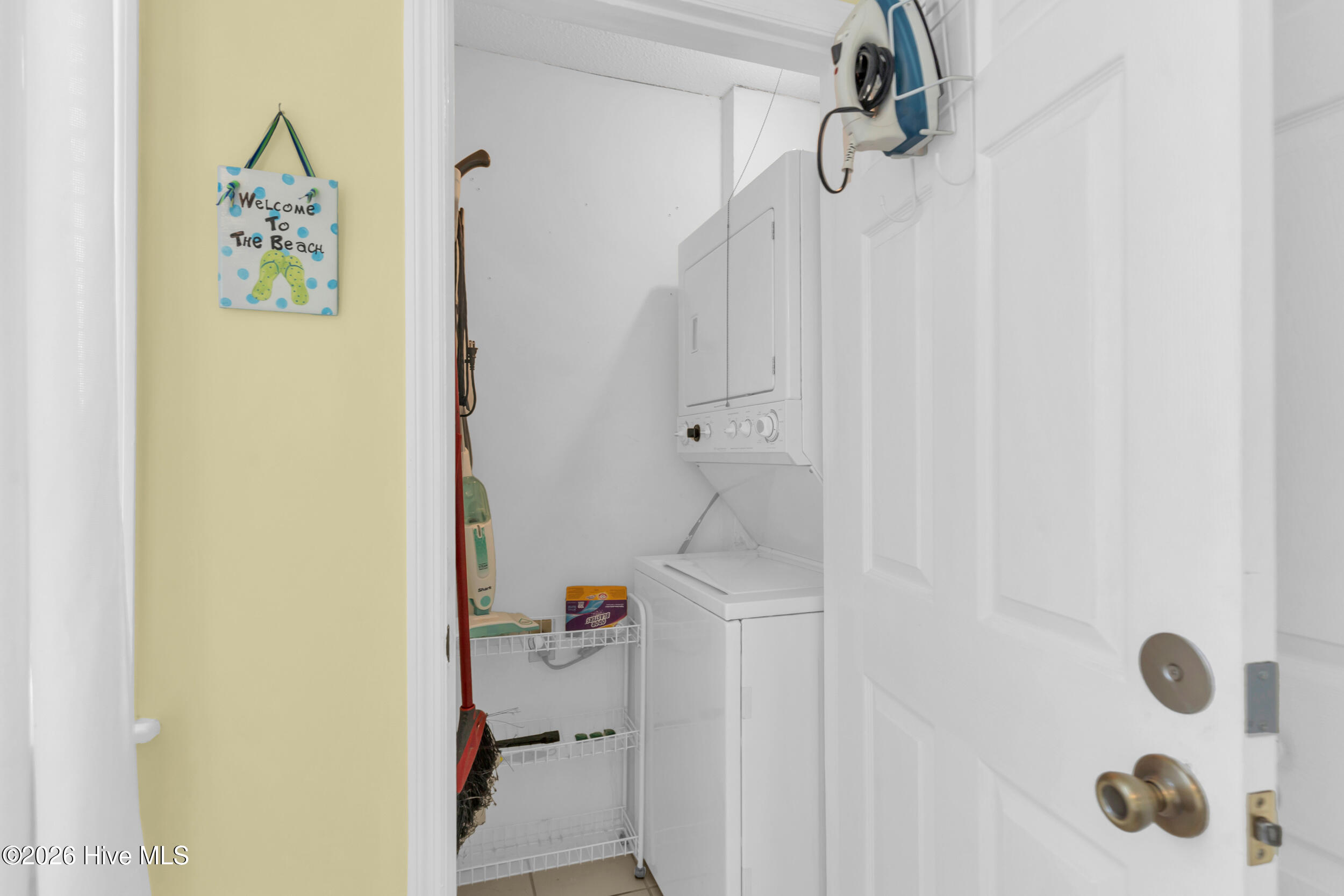 100550686 | Photo 19