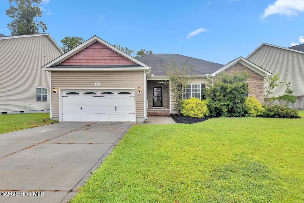 Homes for sale in Sneads Ferry, NC | 216 Peggys Tr, Sneads Ferry, NC 28460 | MLS# 100532060