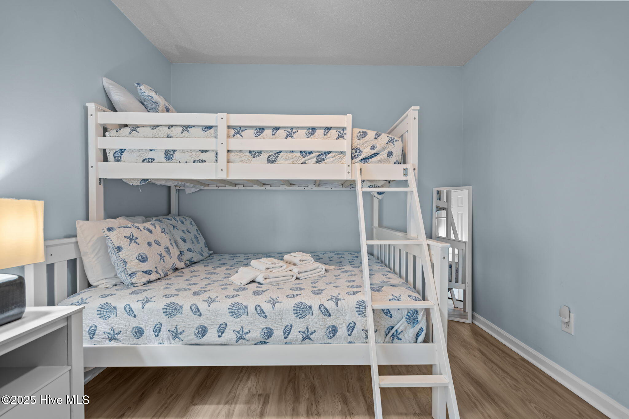 100528366 | Photo 41