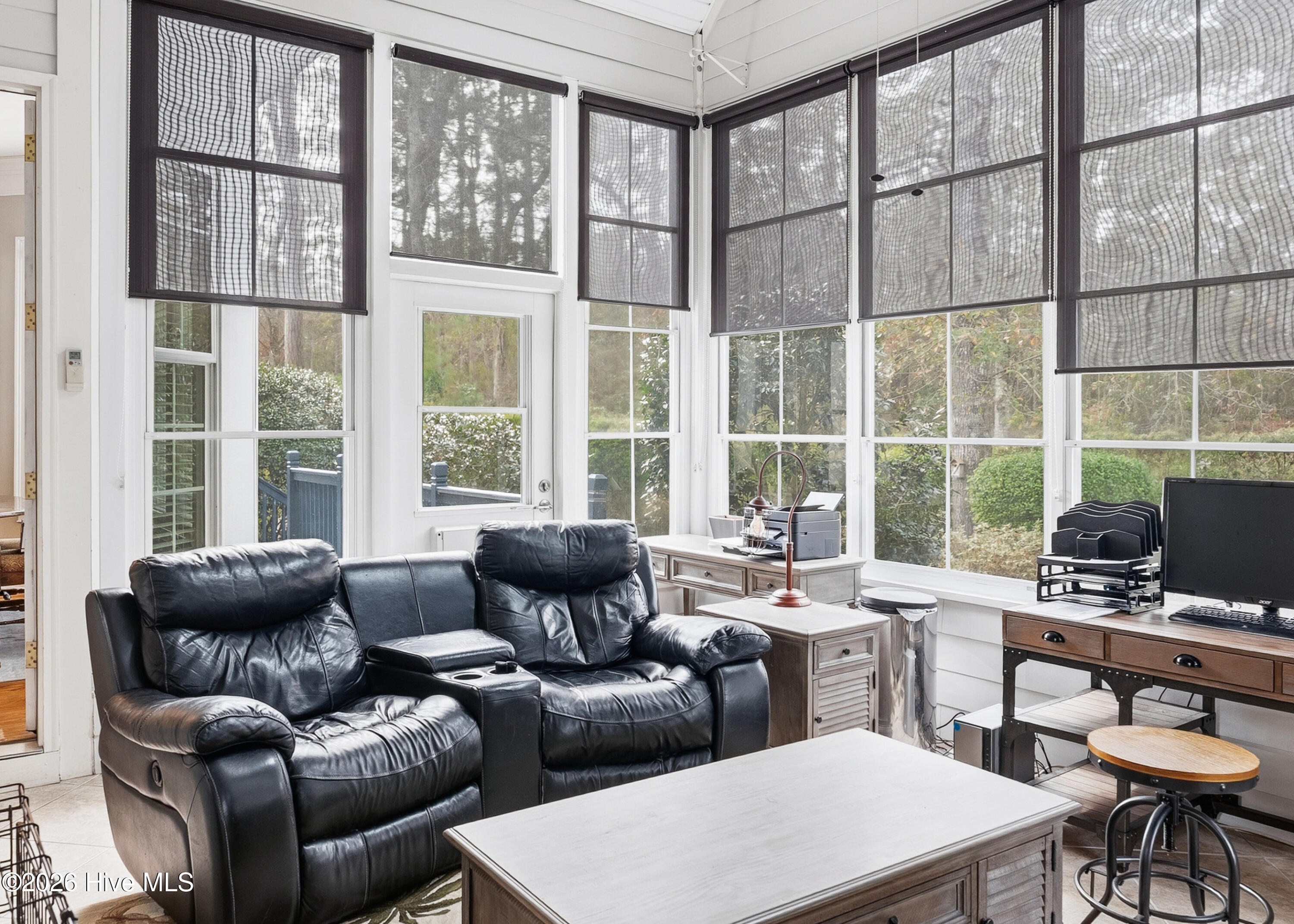 100558531 | Photo 16