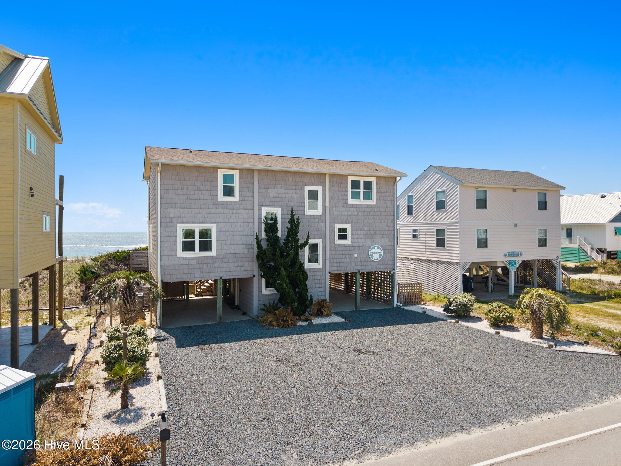 100567694 | Photo 66