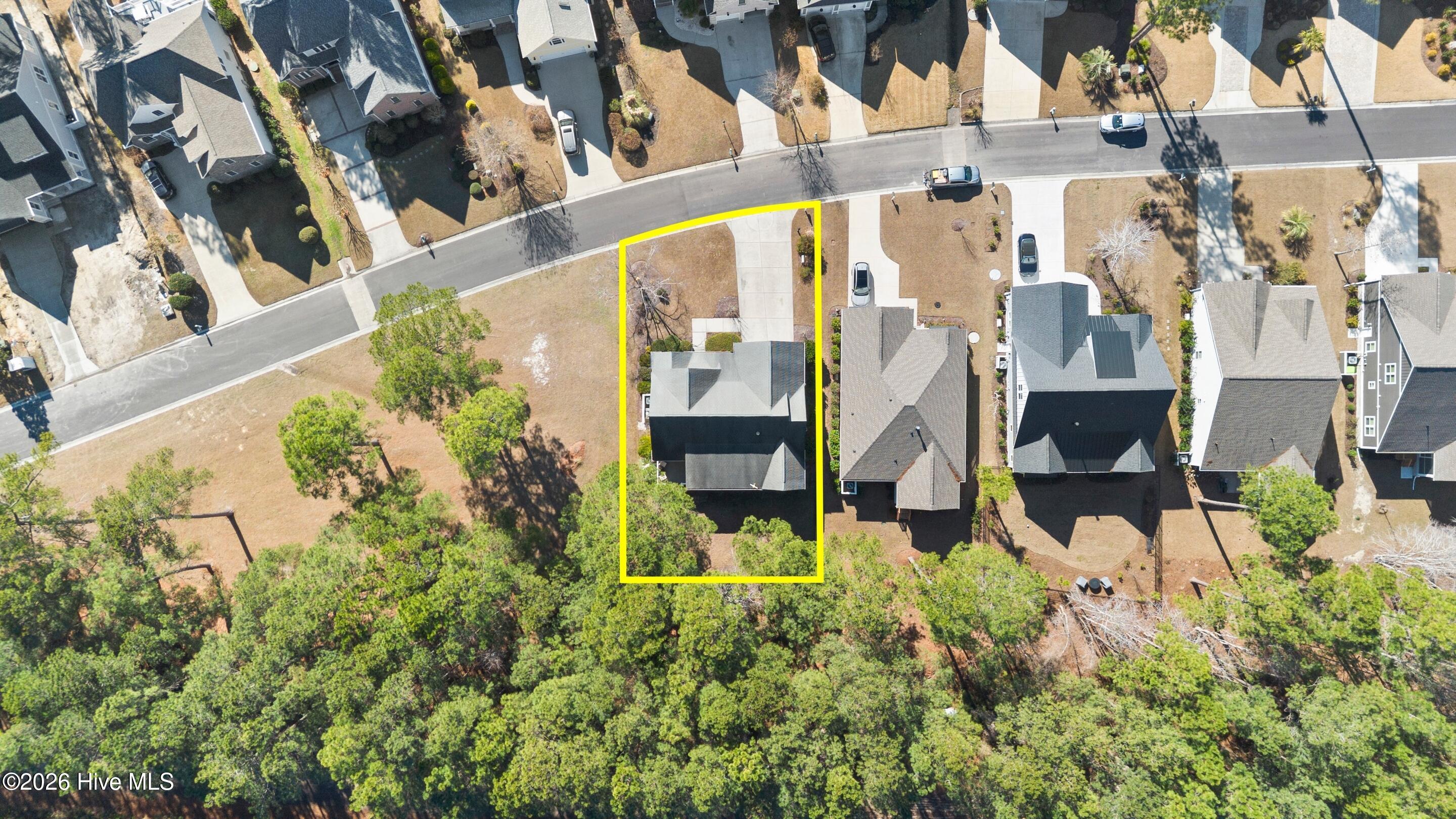 100549432 | Photo 42