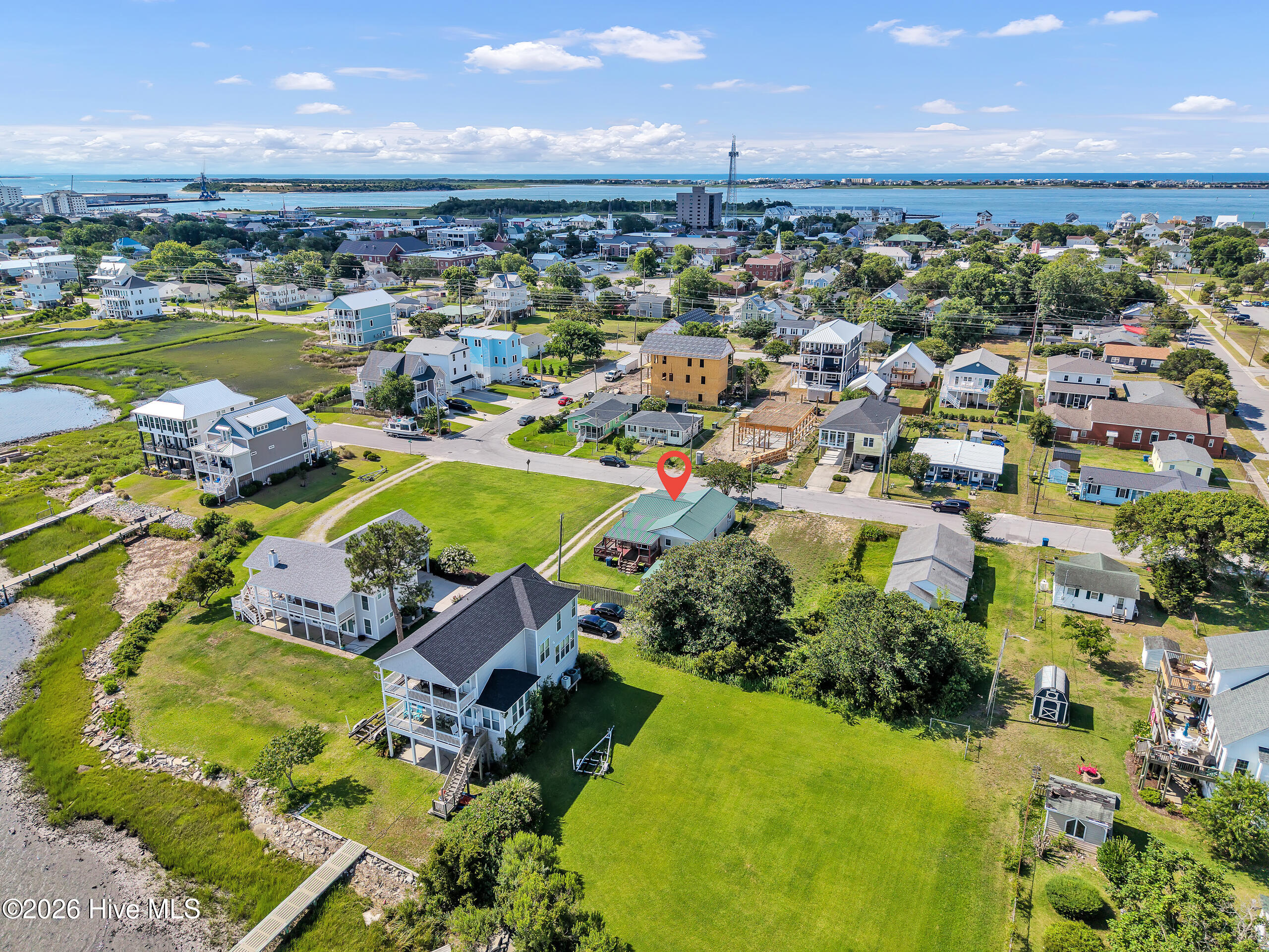 1004 Avery Street,Morehead City