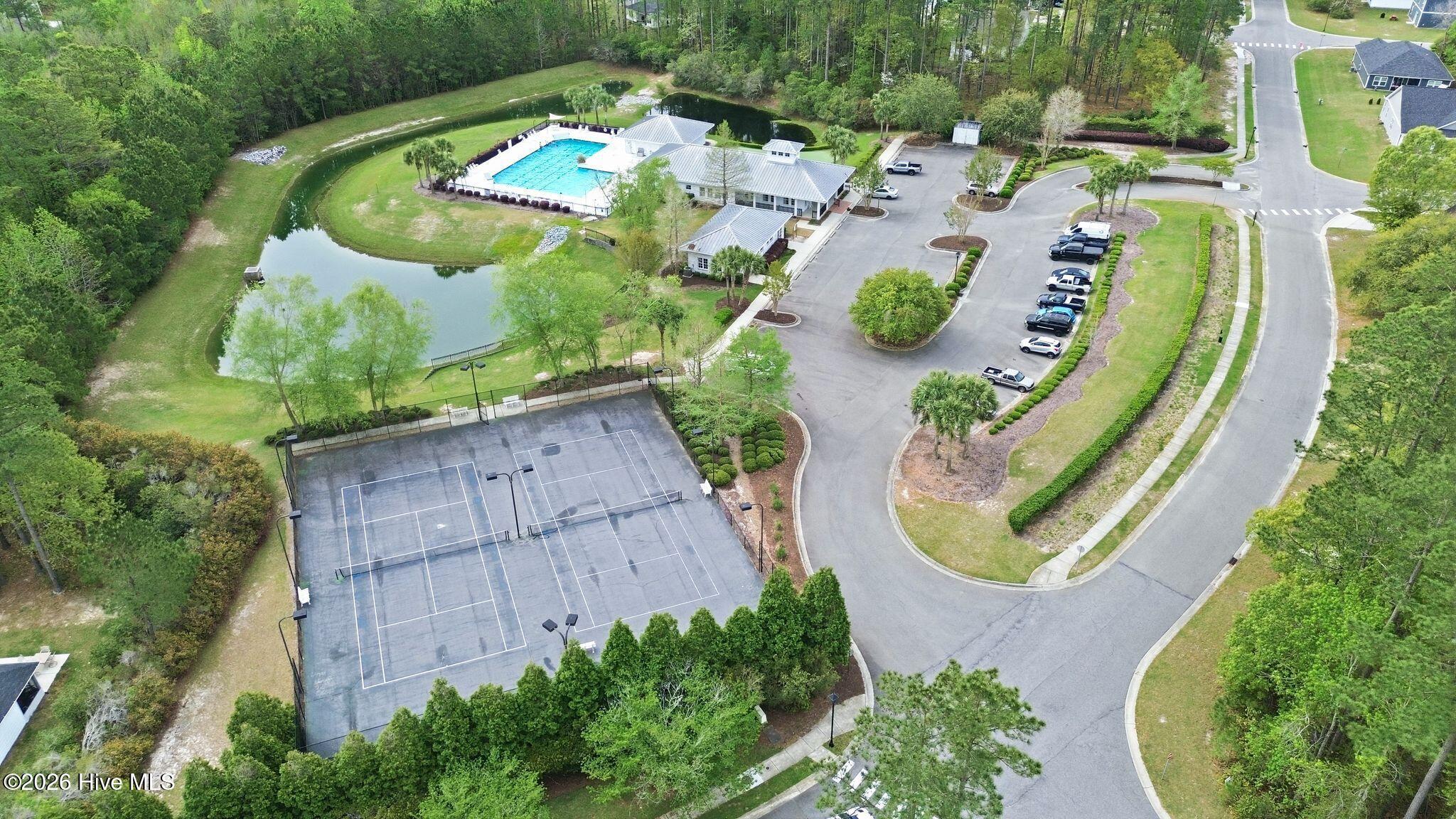 100565267 | Photo 15