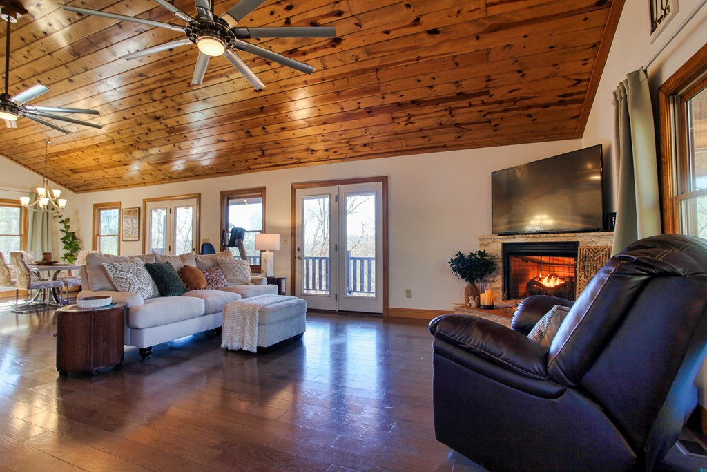 380 Bear Trail, Murphy, NC 28906 Listing Photo  19