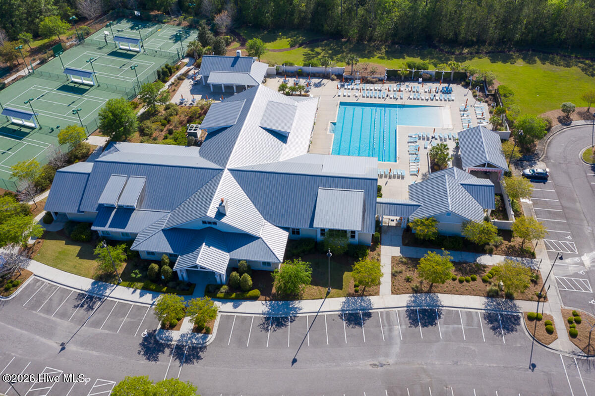 100564727 | Photo 30