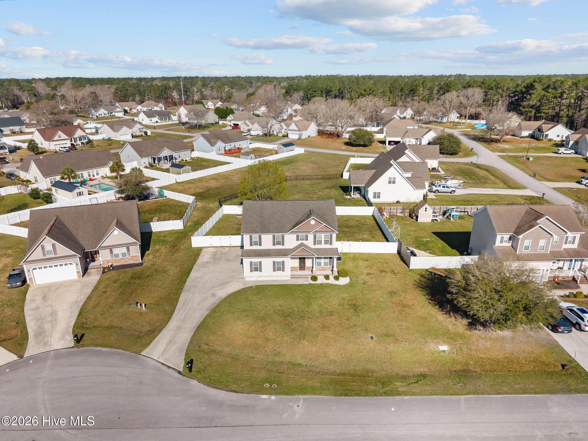 100560310 | Photo 48