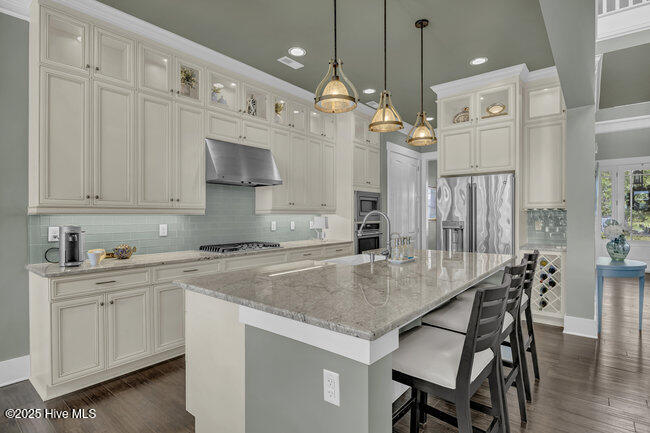 100528964 | Photo 14