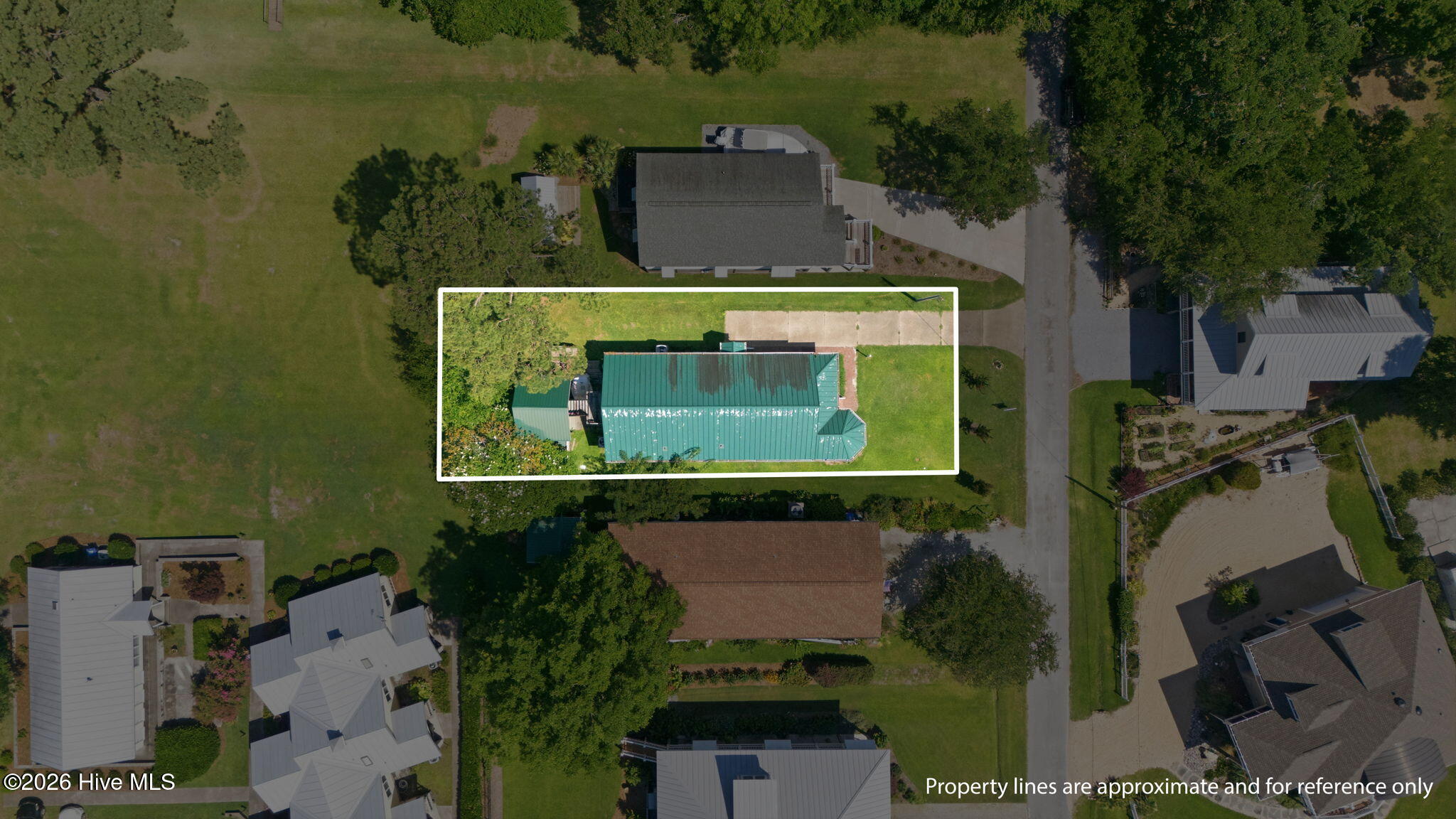305 Vandemere Street,Oriental
