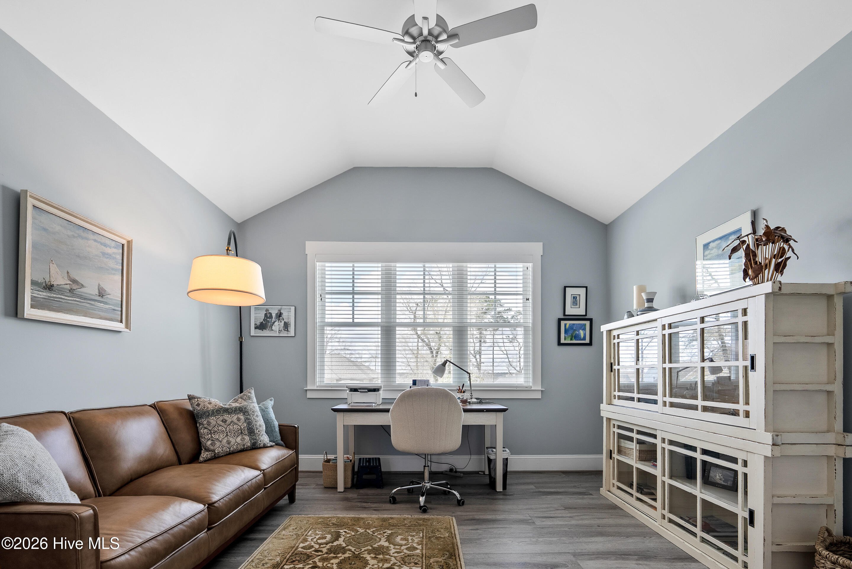 100559512 | Photo 37