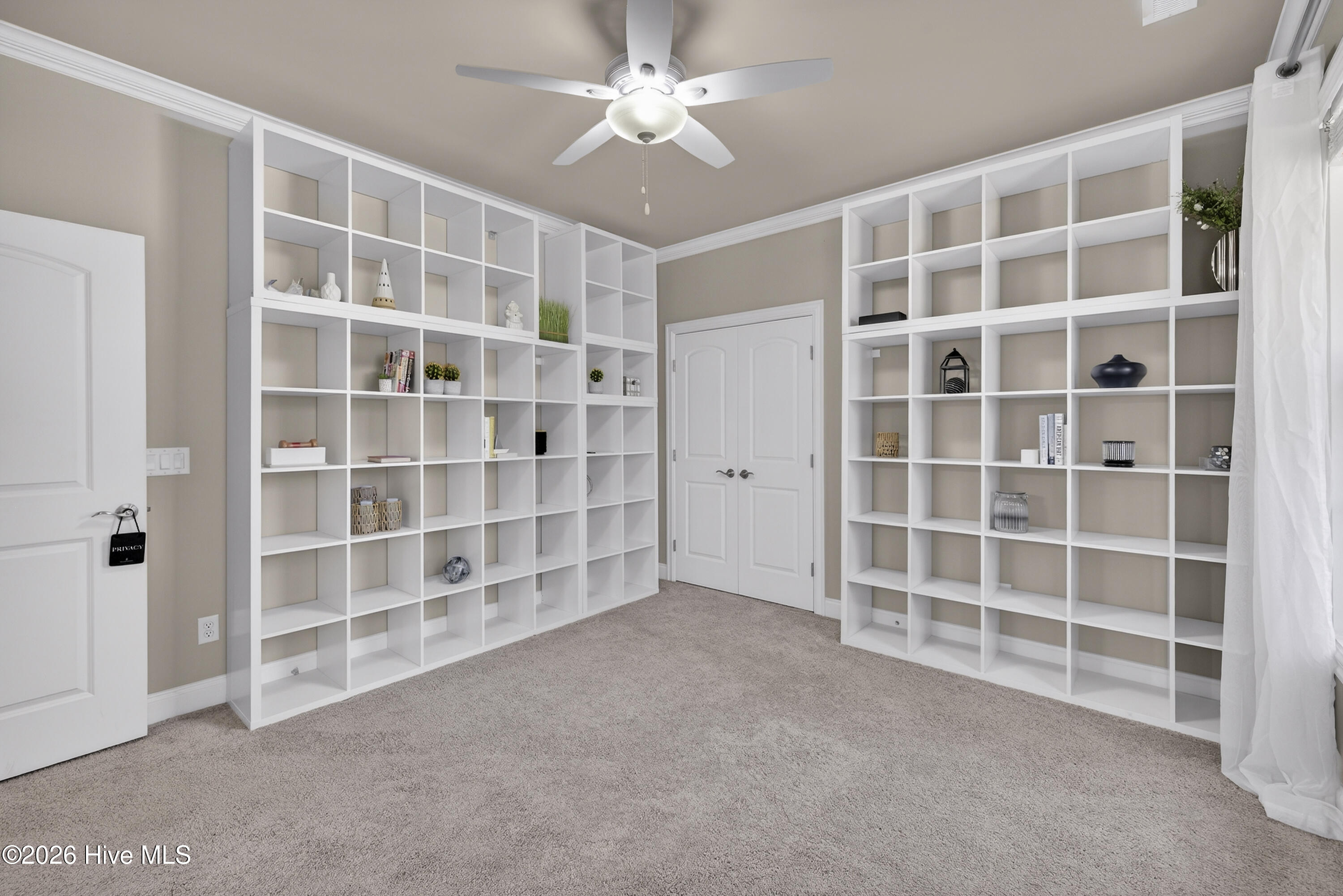 100562254 | Photo 27