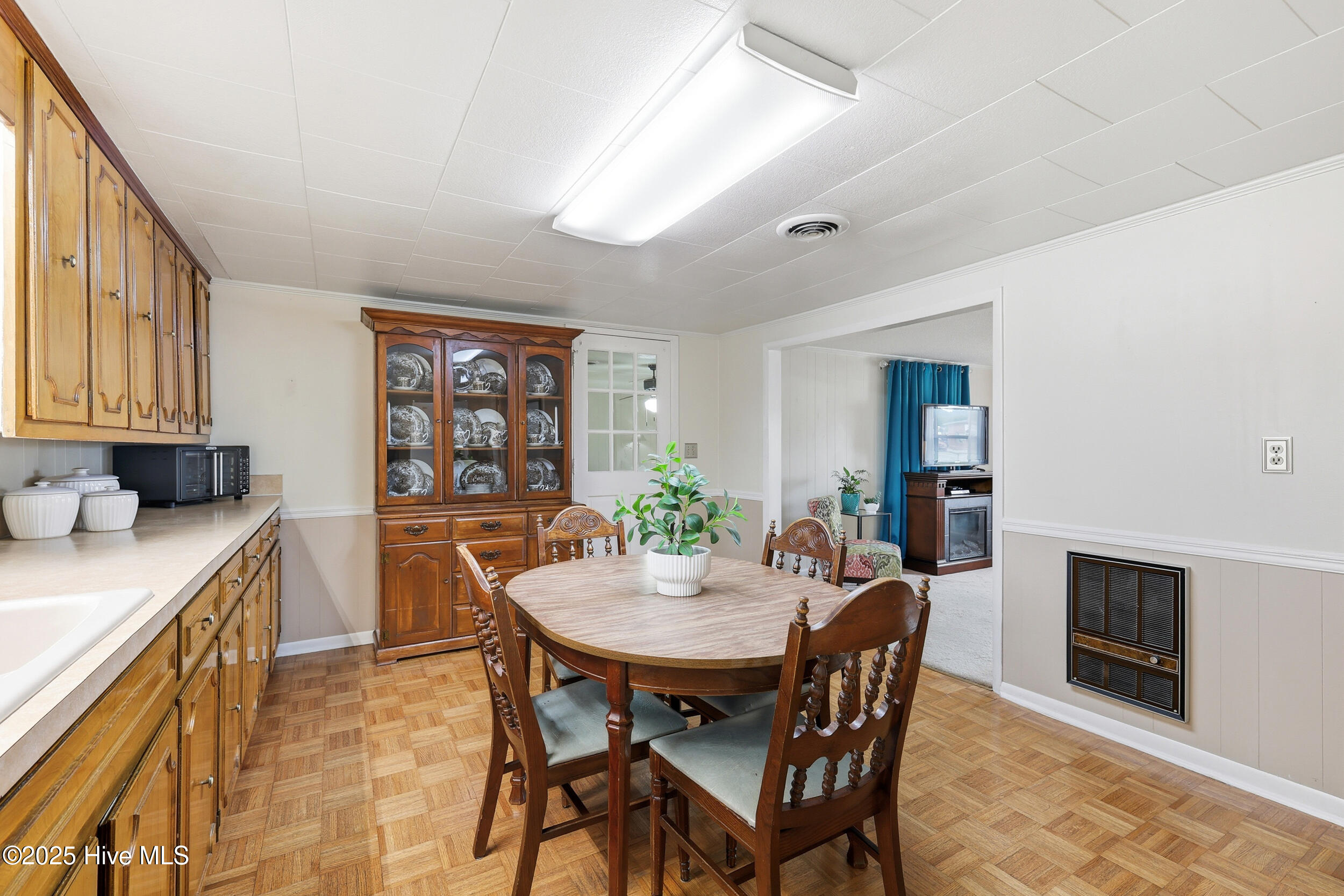 100536574 | Photo 13