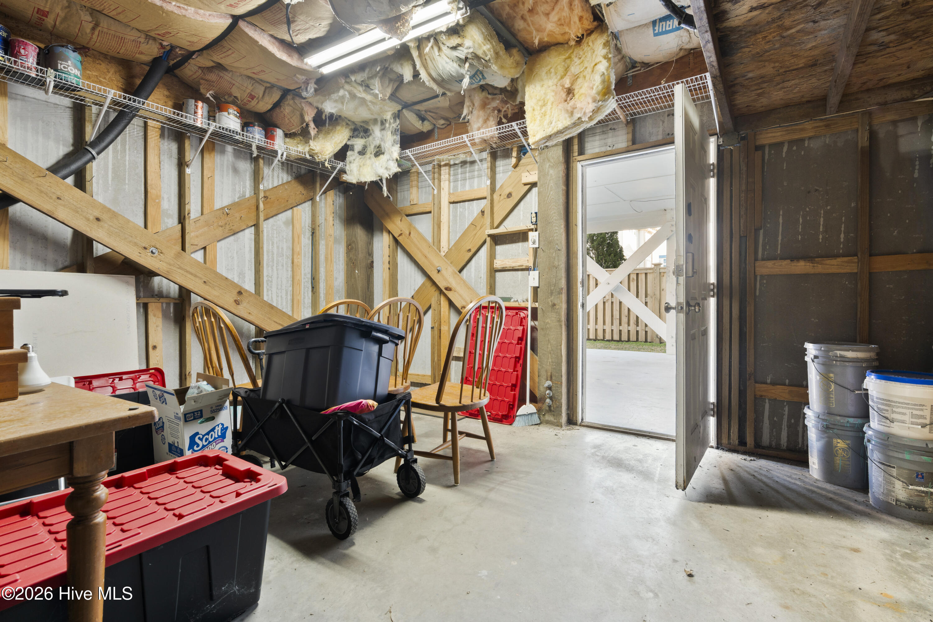 100549941 | Photo 58