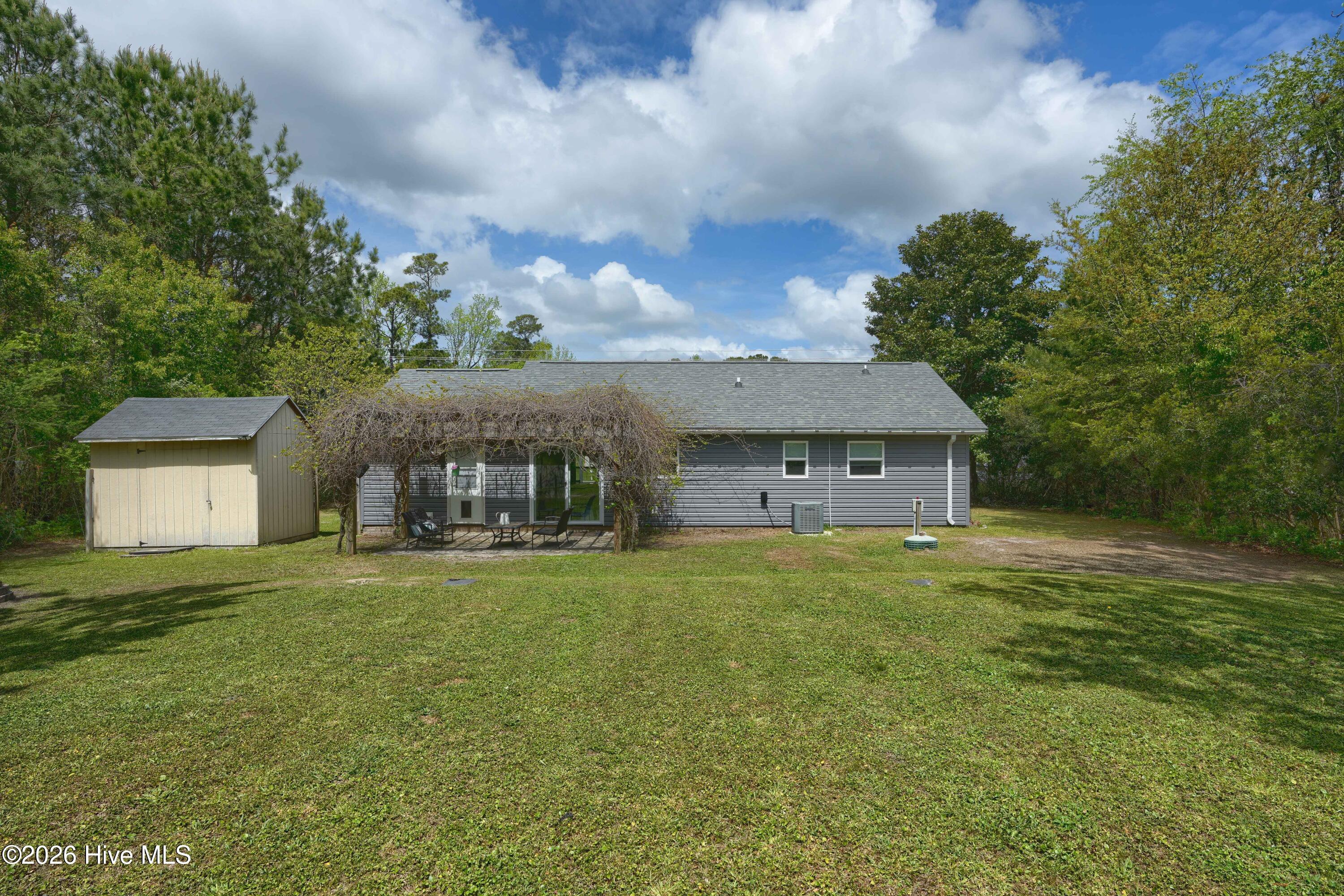 100565551 | Photo 24