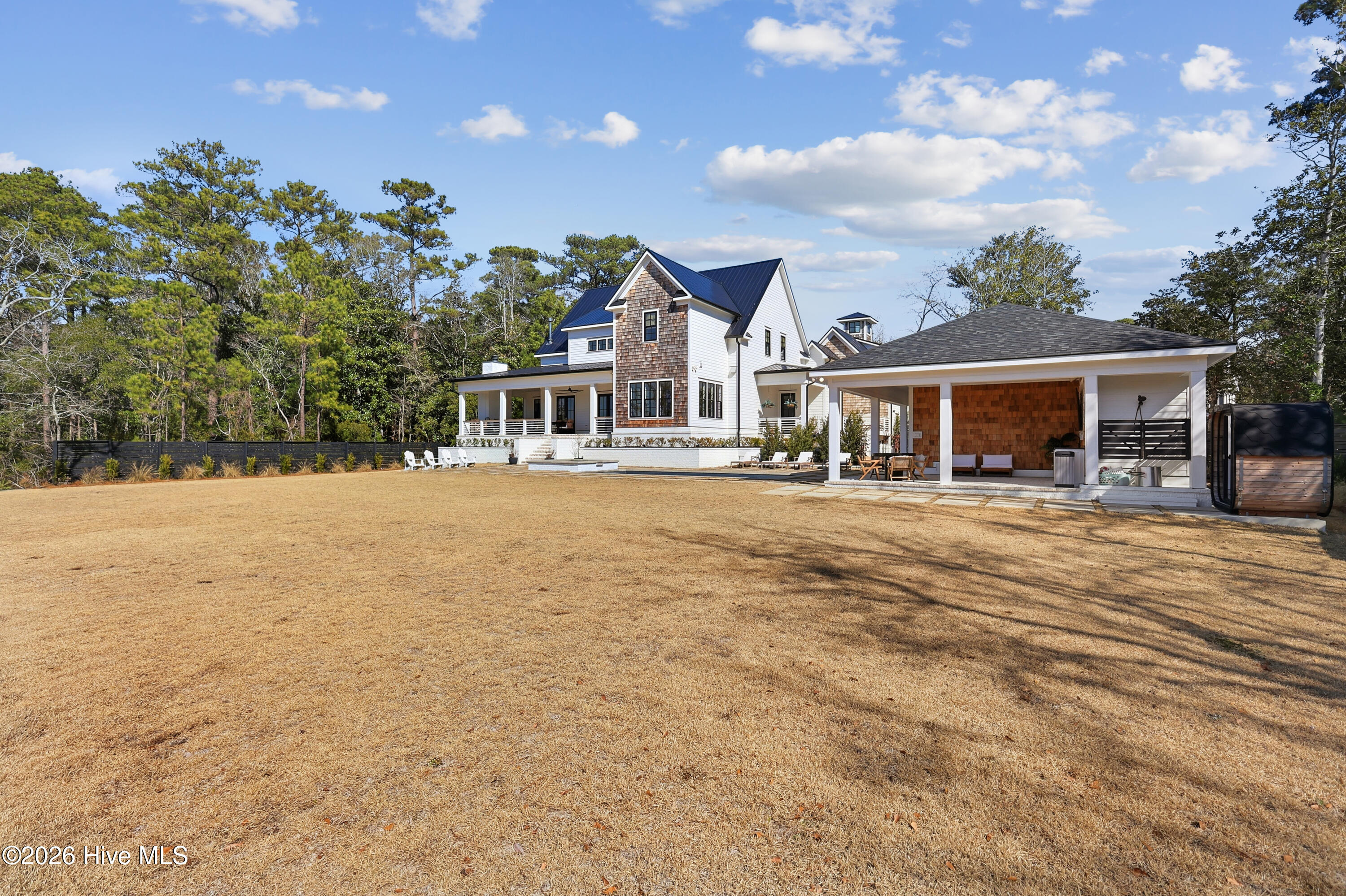 100554567 | Photo 64